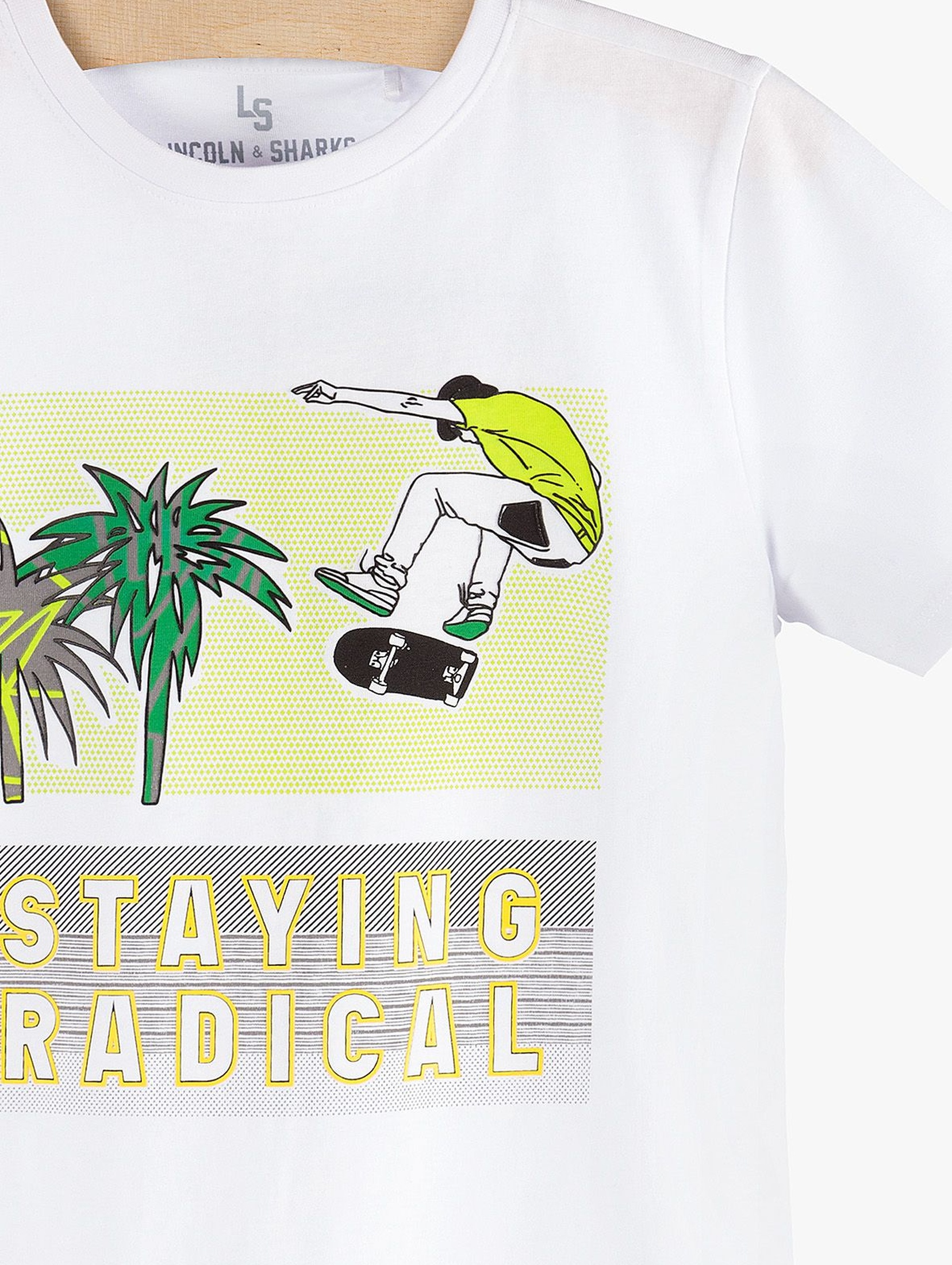 T-shirt chłopięcy biały "Staying Radical"