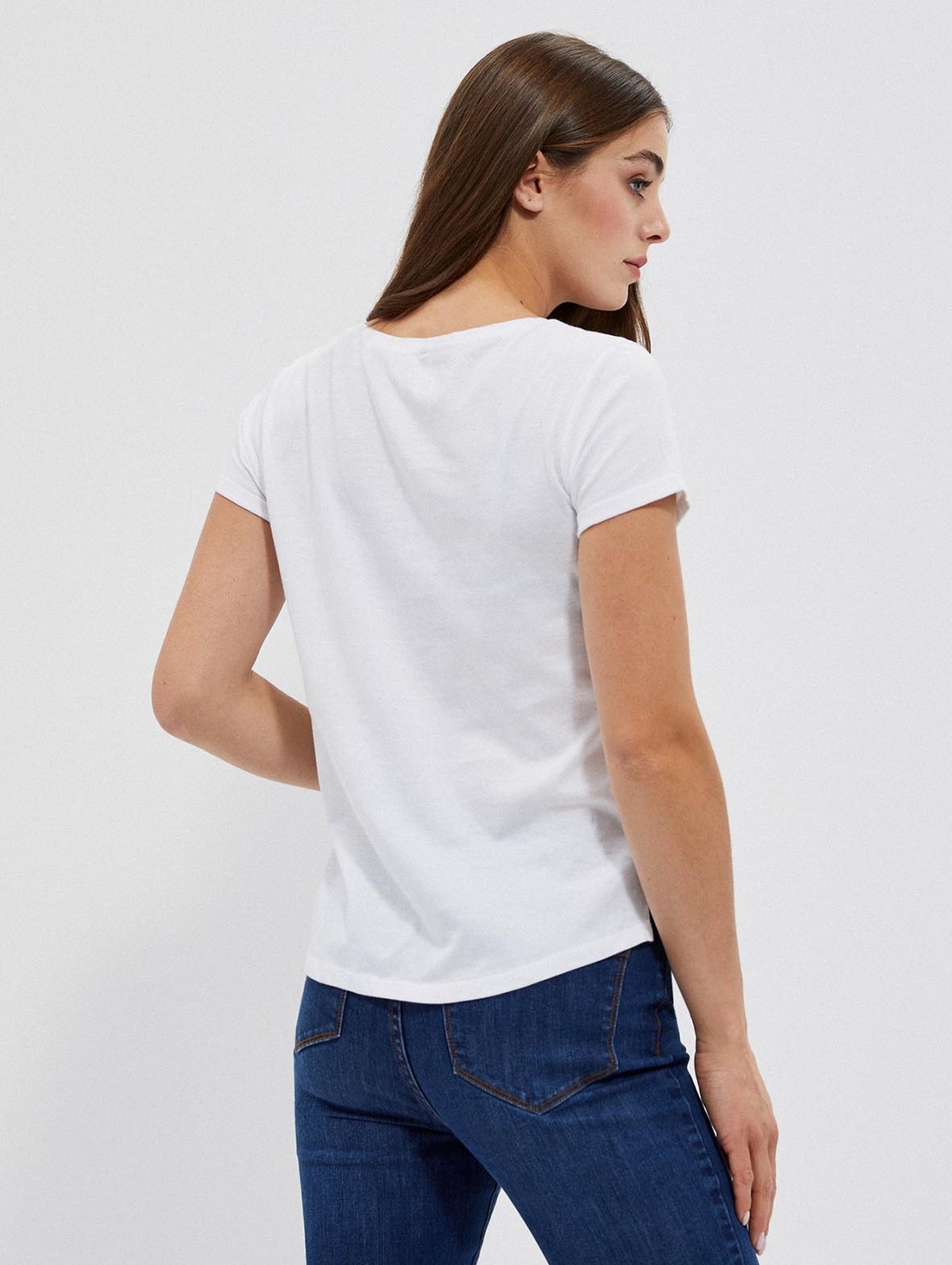 Bawełniany biały t-shirt damski z kieszonką