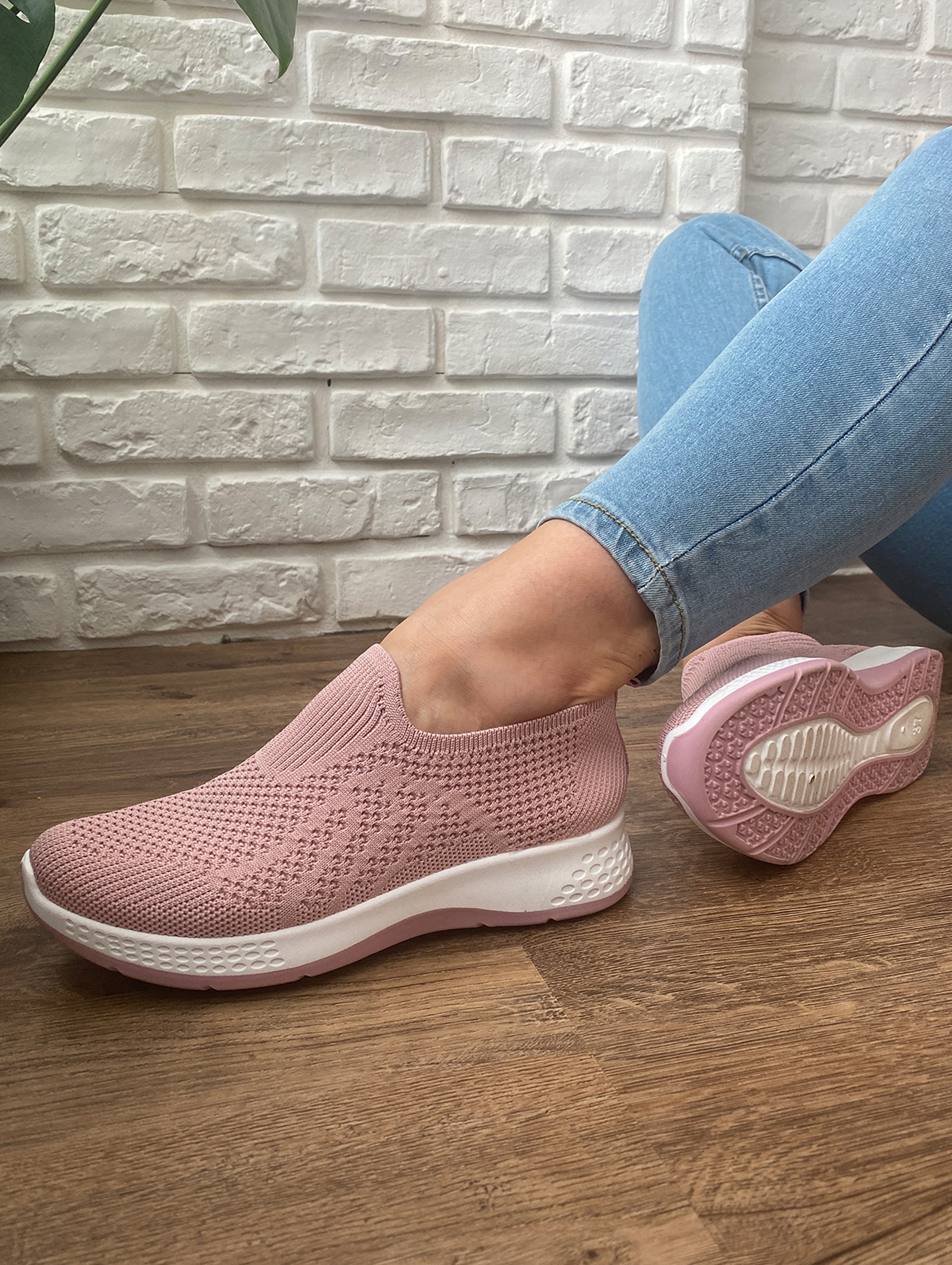Sportowe buty sneakersy wsuwane różowe