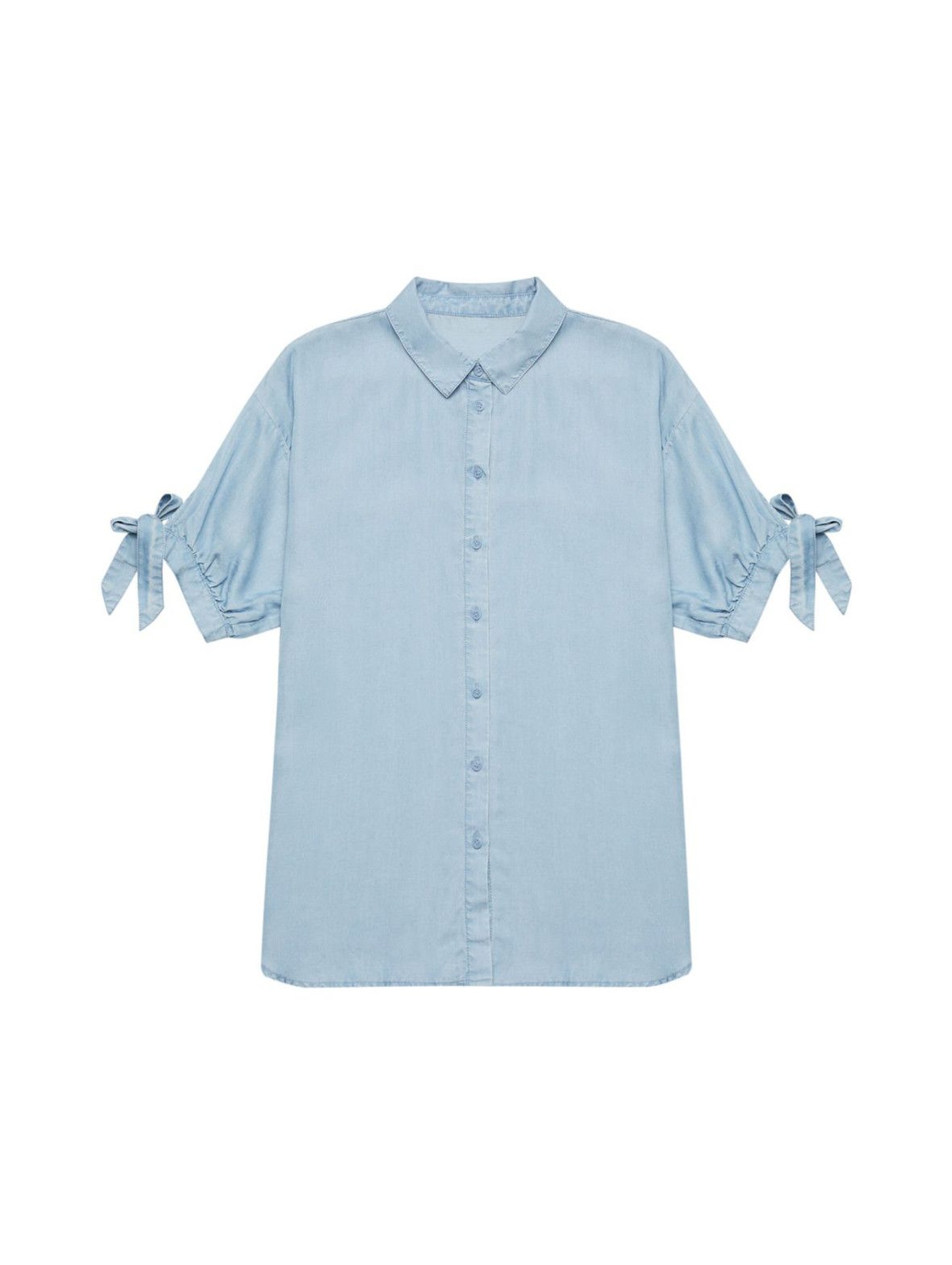 Koszula damska z marszczonymi rękawami niebieska - lyocell