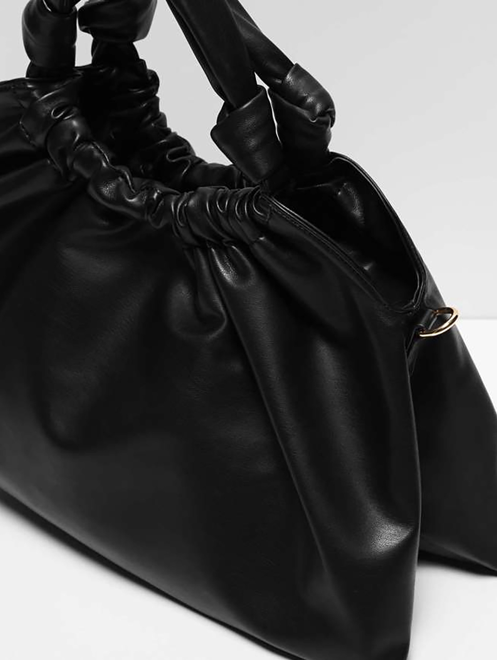 Czarna torebka damska z ekologicznej skóry