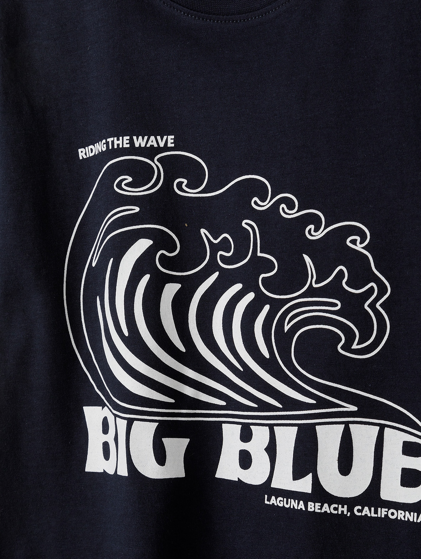 Granatowy t-shirt dla chłopca bawełniany z falą- Big blue