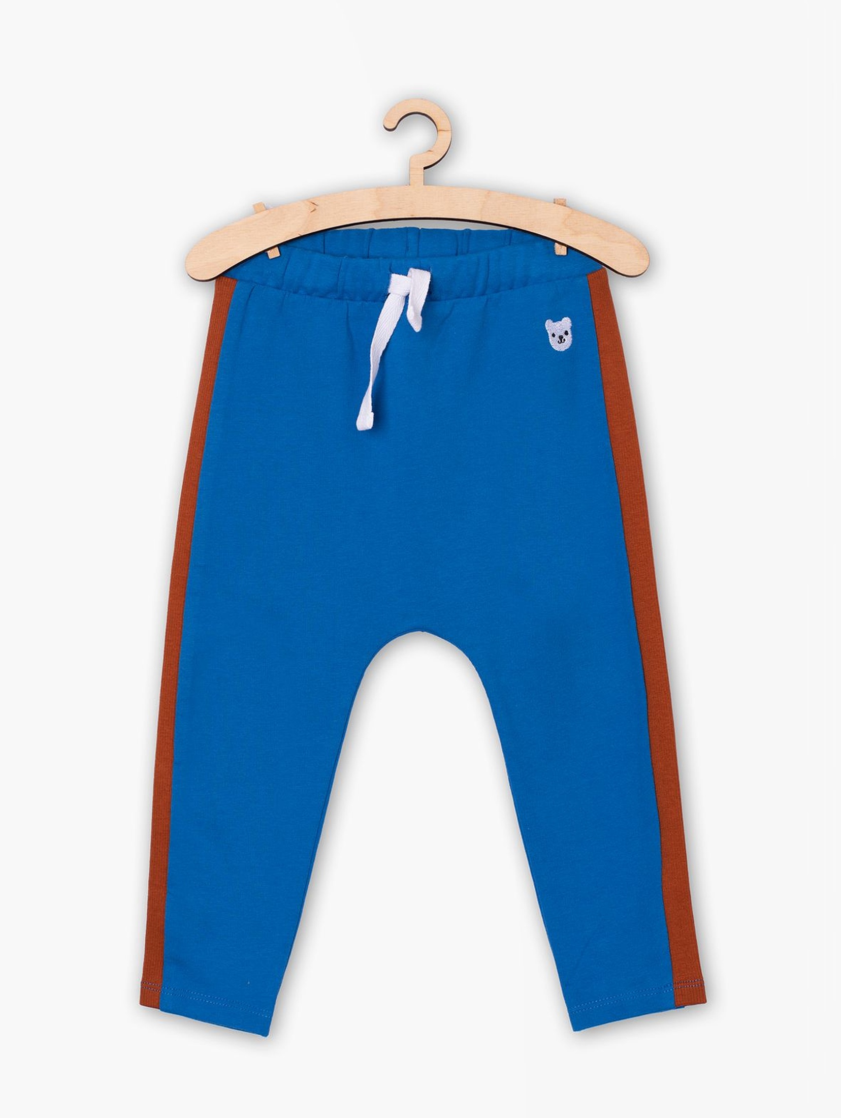 Niebieskie dresowe spodnie dla niemowlaka