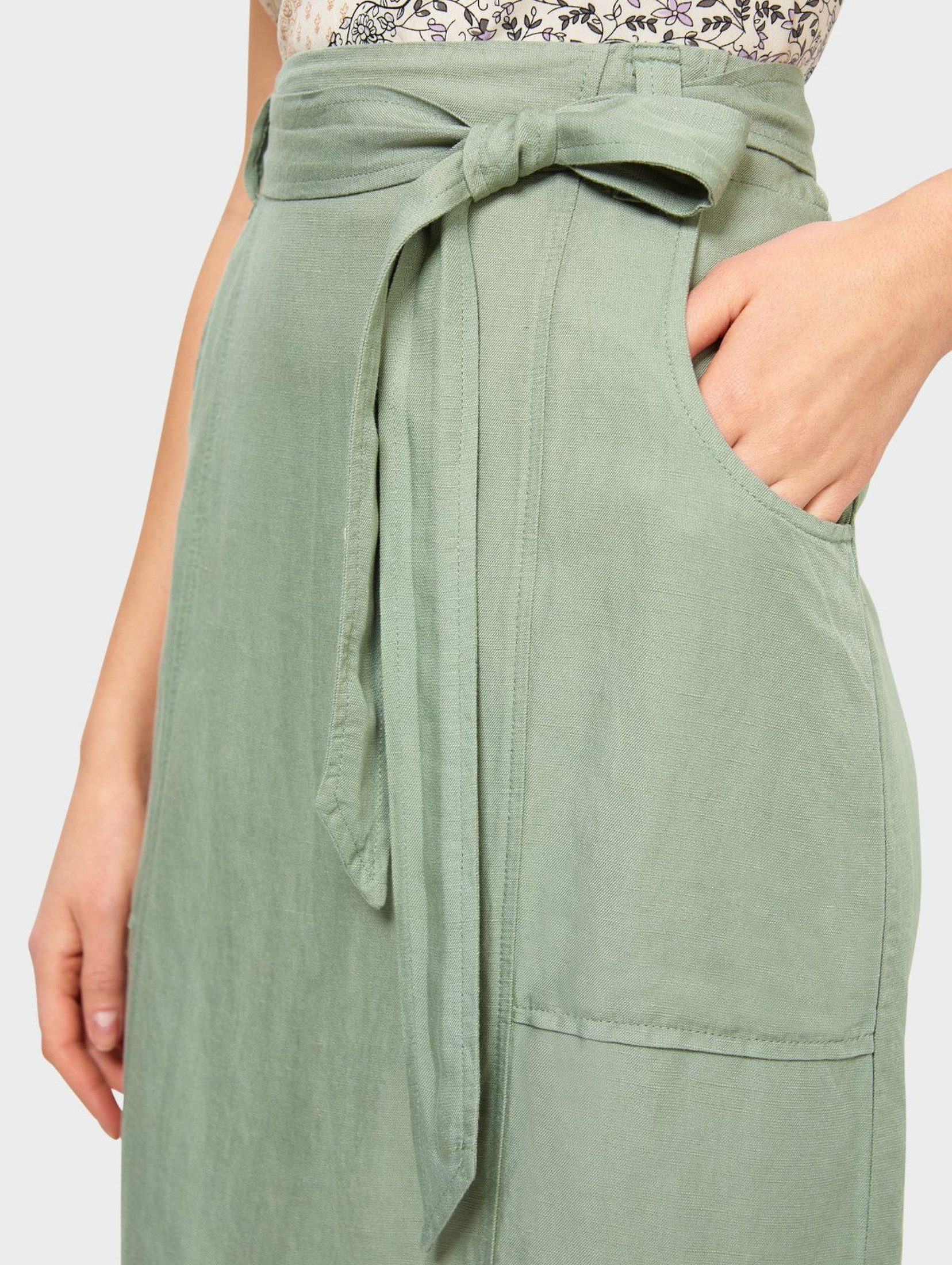 Lniana Zielona ołówkowa spódnica z paskiem w talii