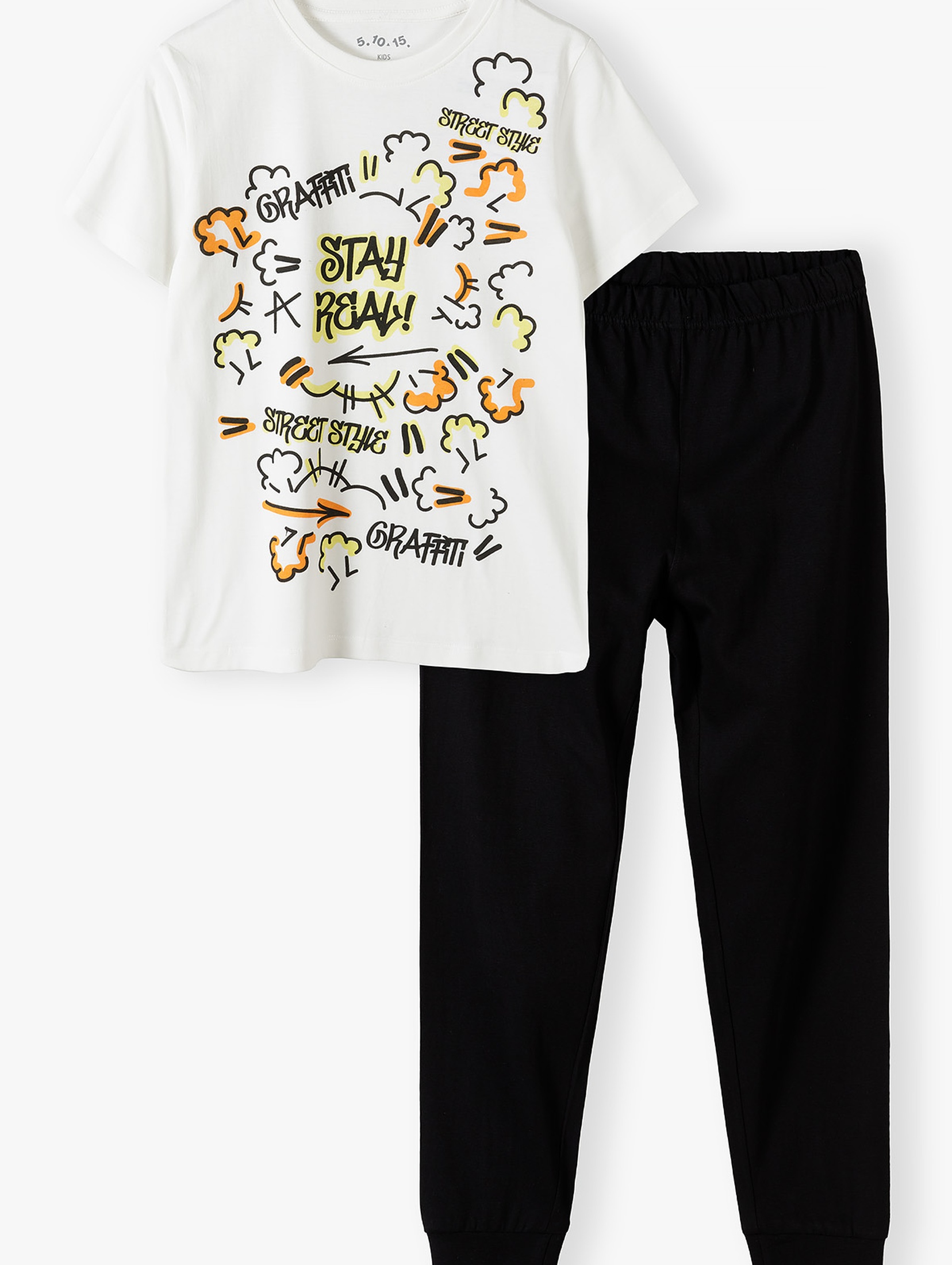 Dzianinowa piżama dla chłopca - Grafiti