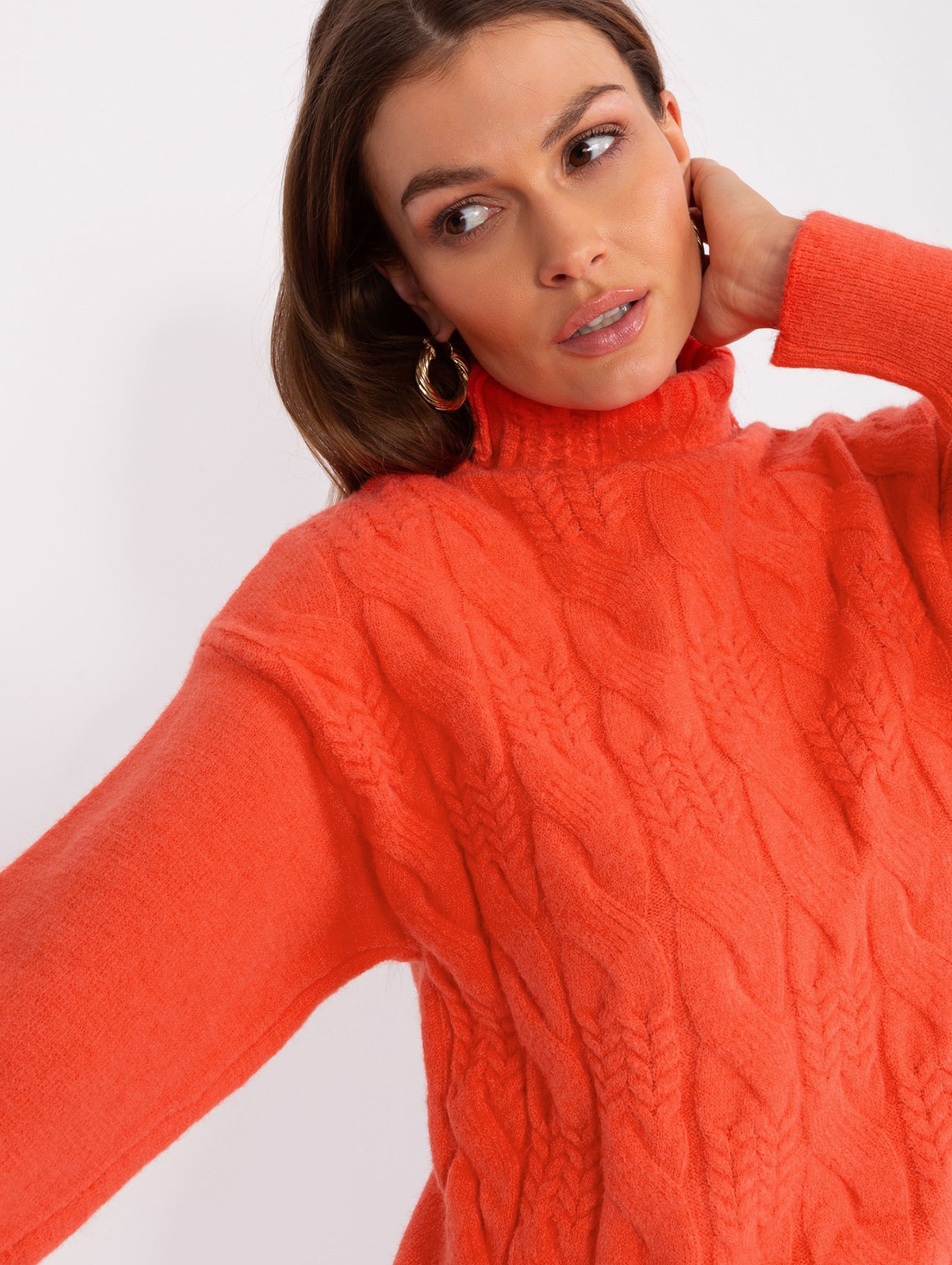 Damski sweter z golfem pomarańczowy