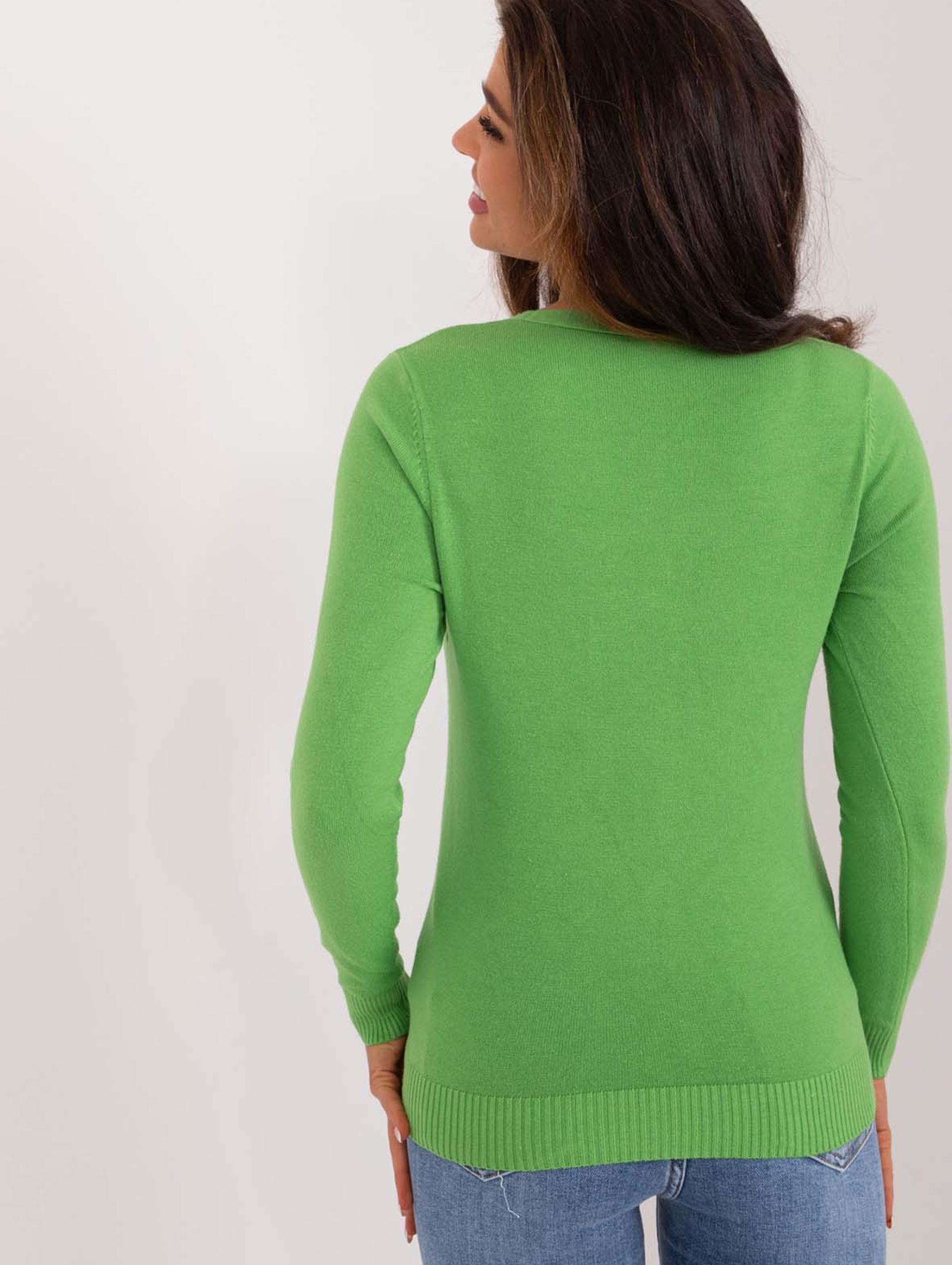 Zielony rozpinany sweter damski z dekoltem w serek