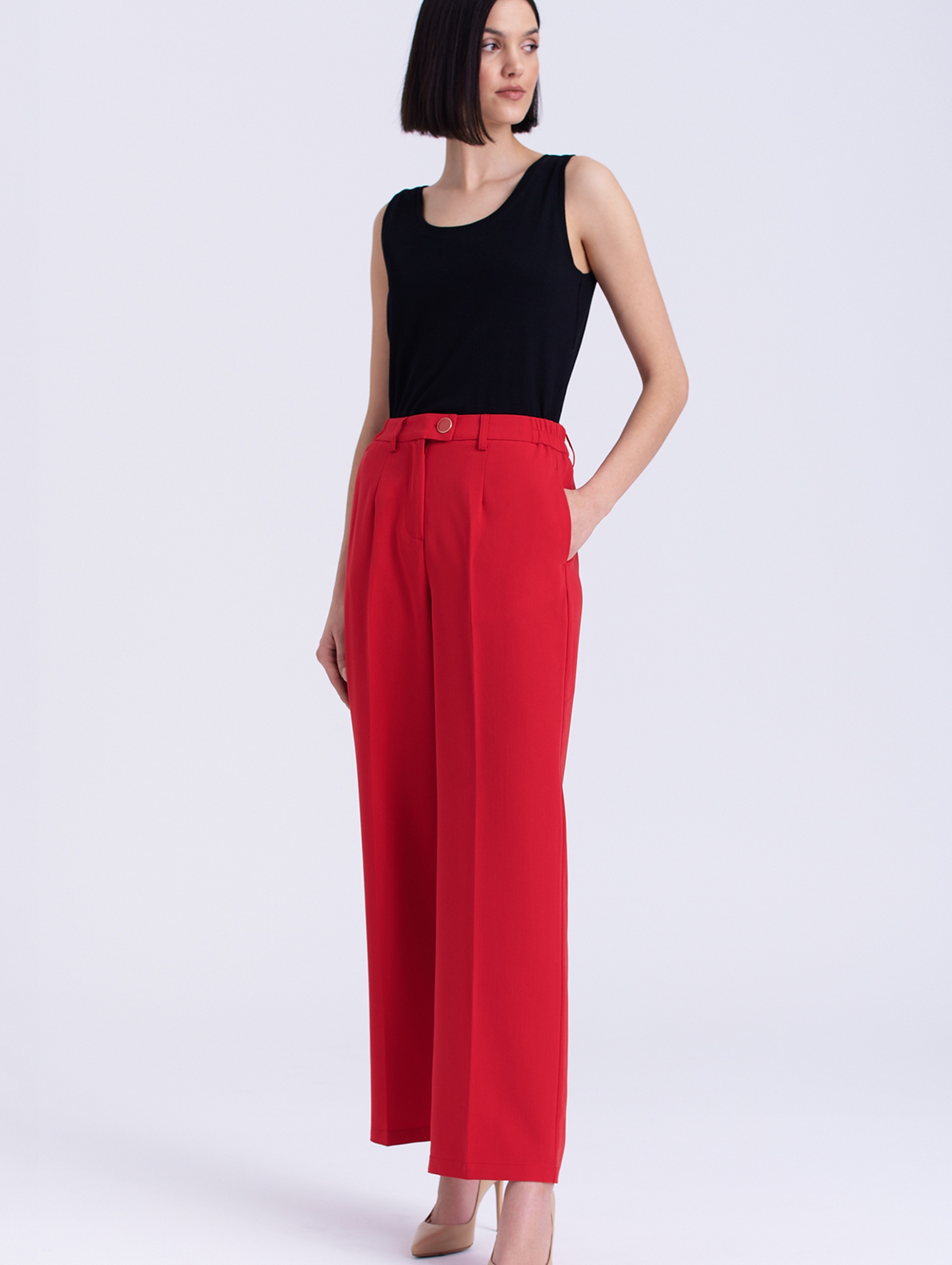 Eleganckie spodnie damskie z kantem - czerwone - Greenpoint