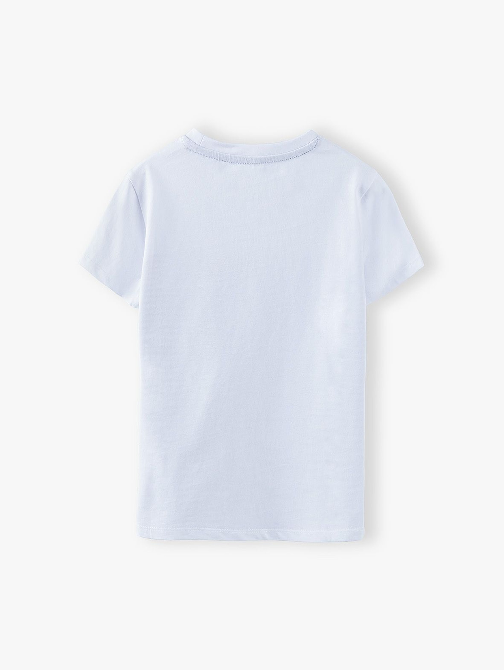 T-shirt chłopięcy  w kolorze białym z żaglami