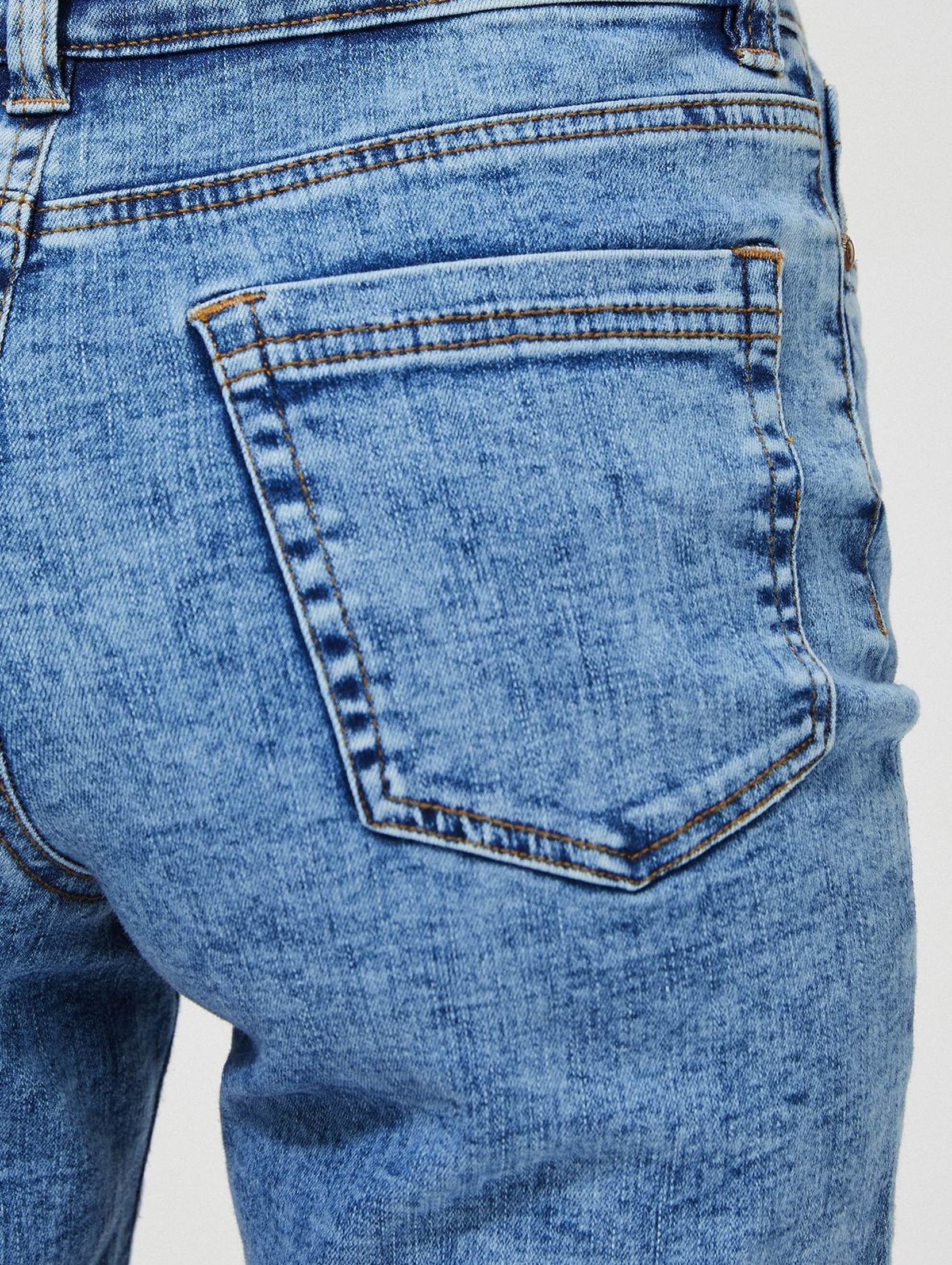 Szorty damskie jeansowe z przetarciami  - niebieskie