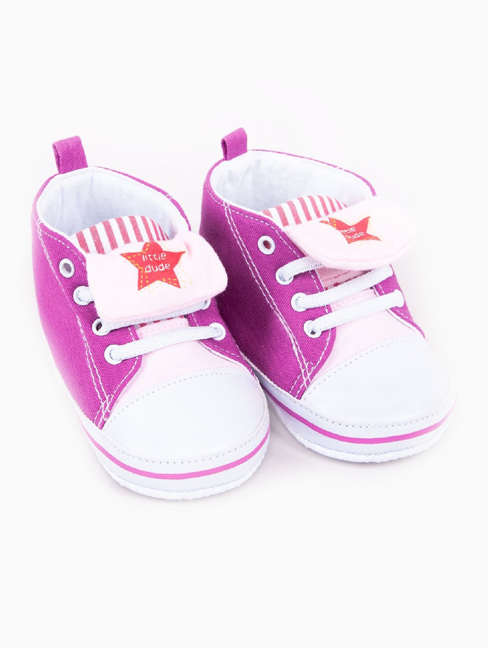 Różowe buciki niechodki dla niemowlaka z gwiazdką