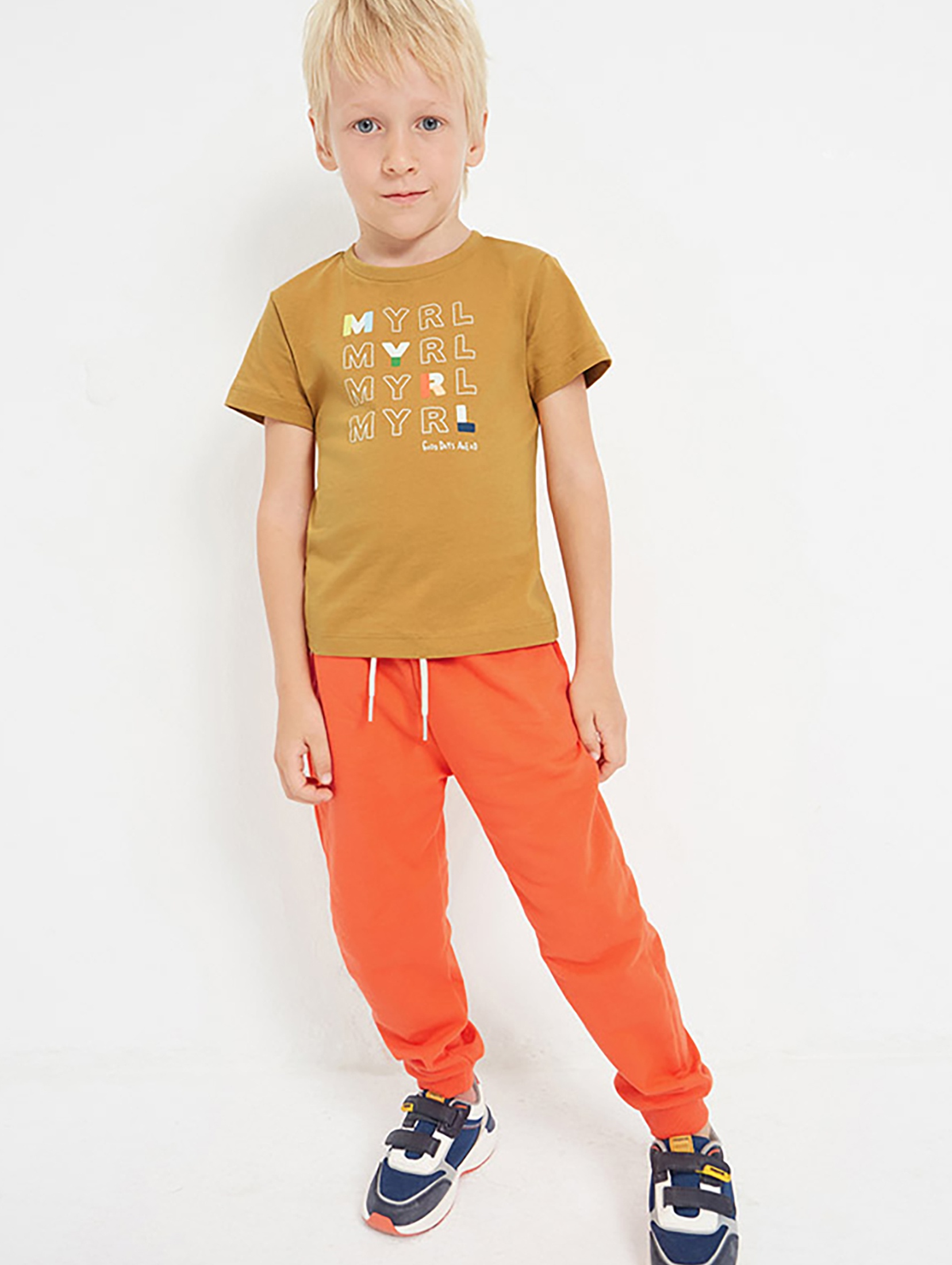 Spodnie dresowe dla chłopca Mayoral - pomarańczowe