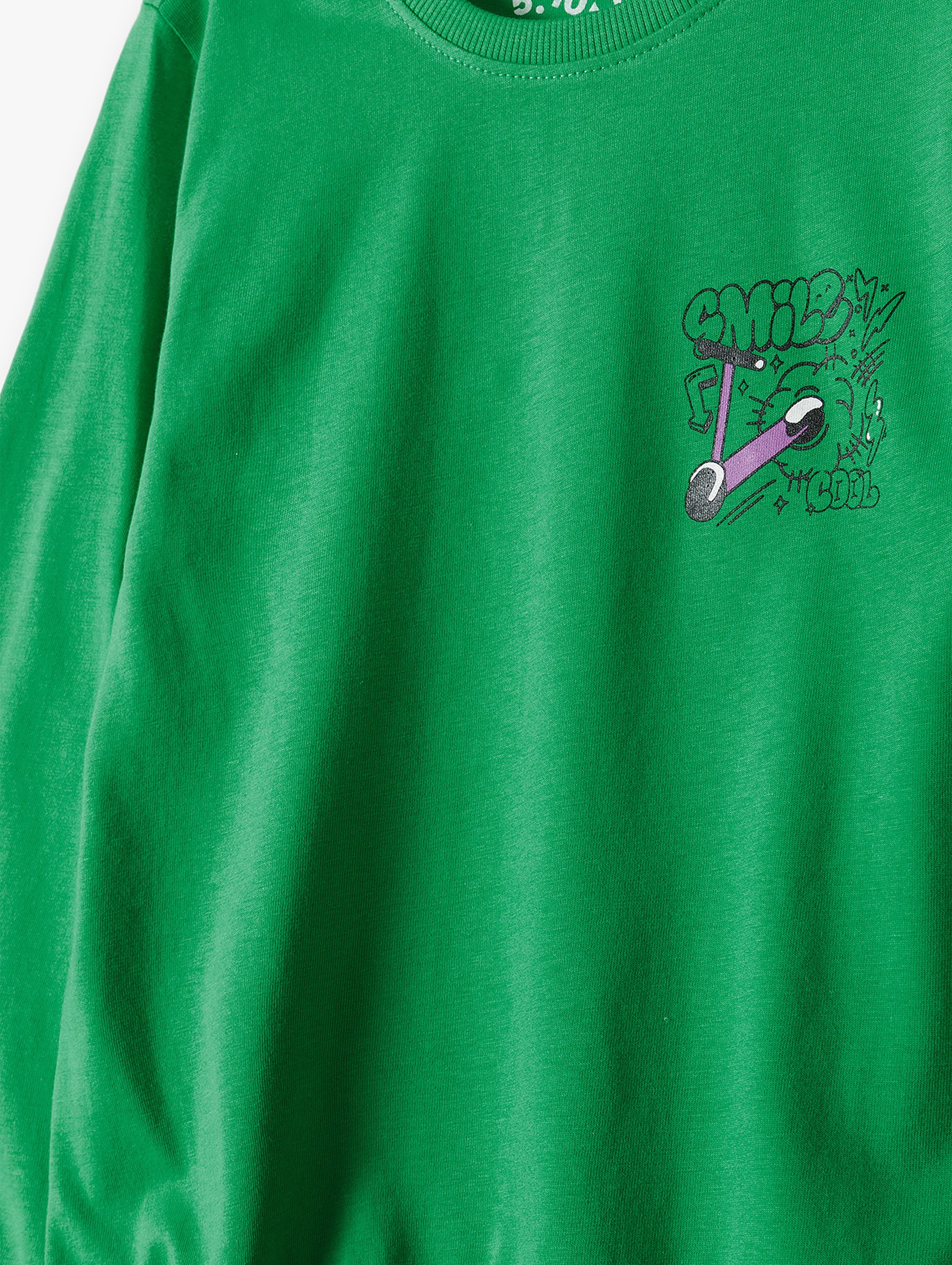 Zielona dzianinowa bluzka z kolorowymi nadrukami - 5.10.15.