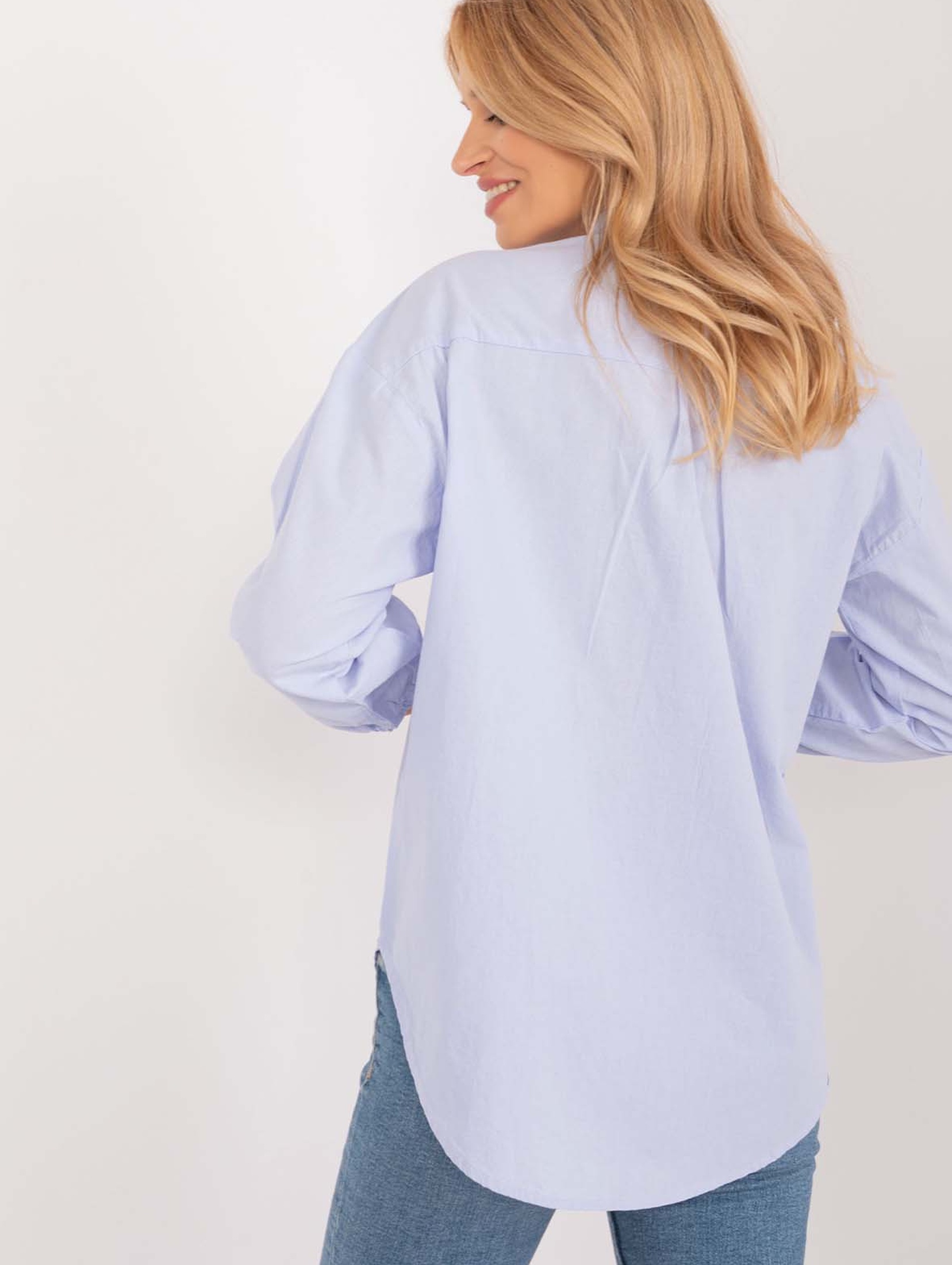 Damska koszula oversize z bawełny jasnoniebieska