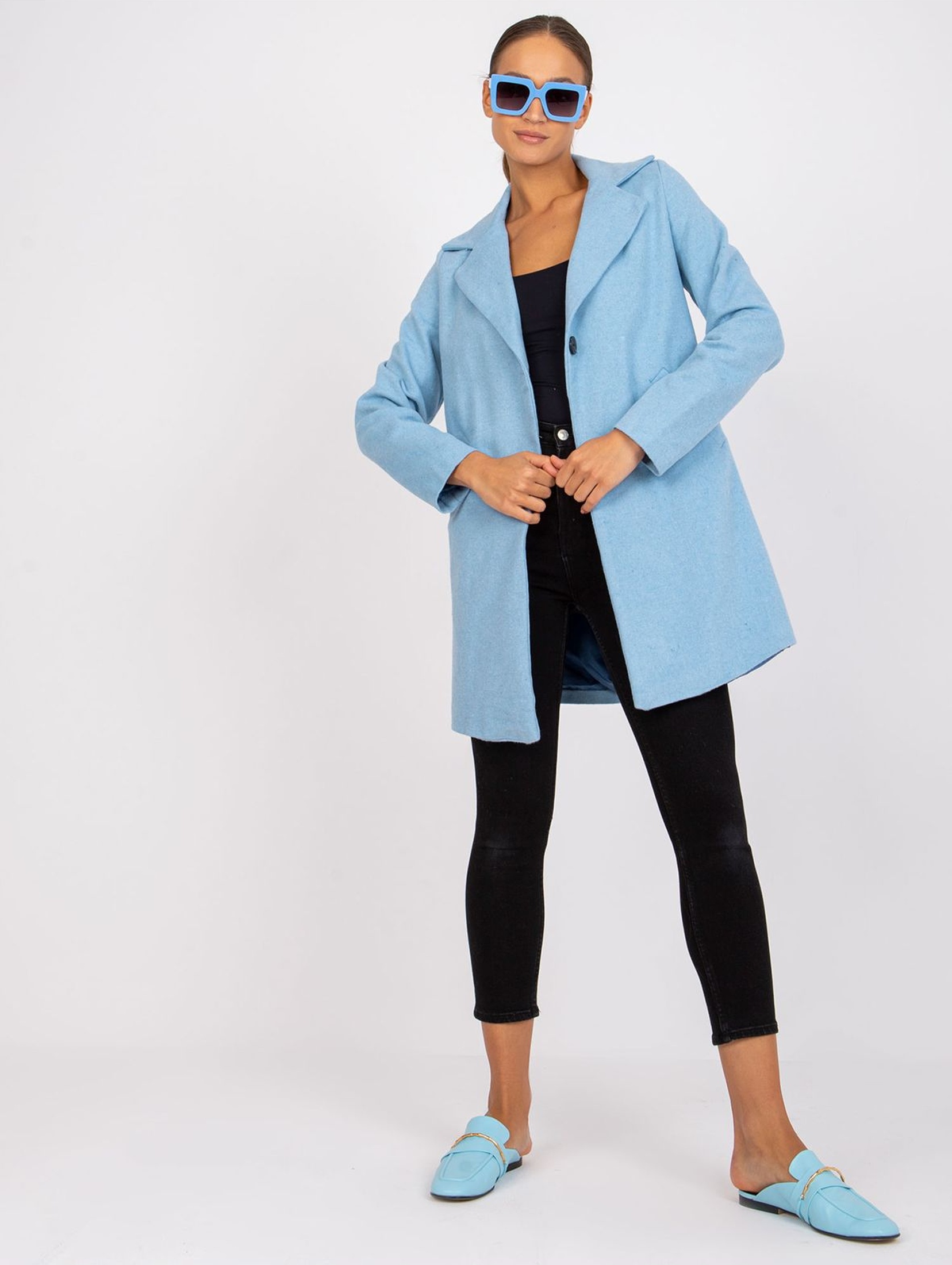 Krótki elegancki płaszcz damski - niebieski