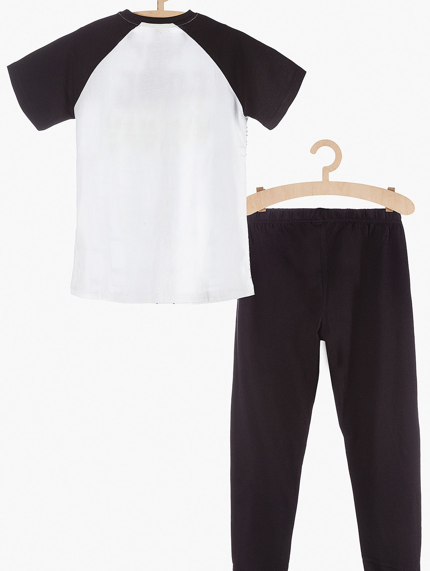 Pidżama chłopięca czarno-biała
