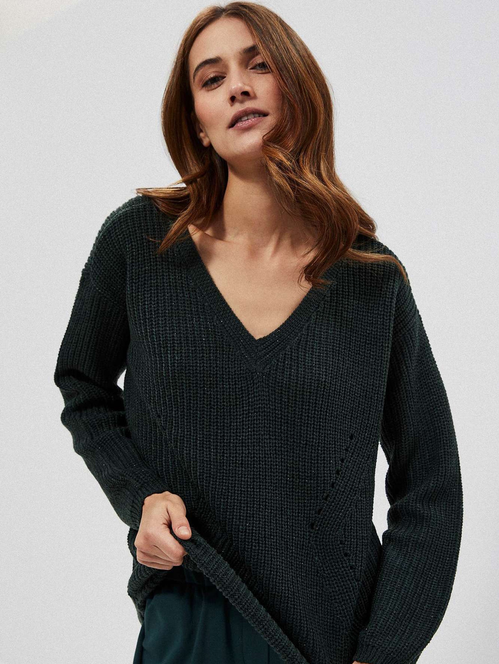 Sweter damski z dłuższym tyłem