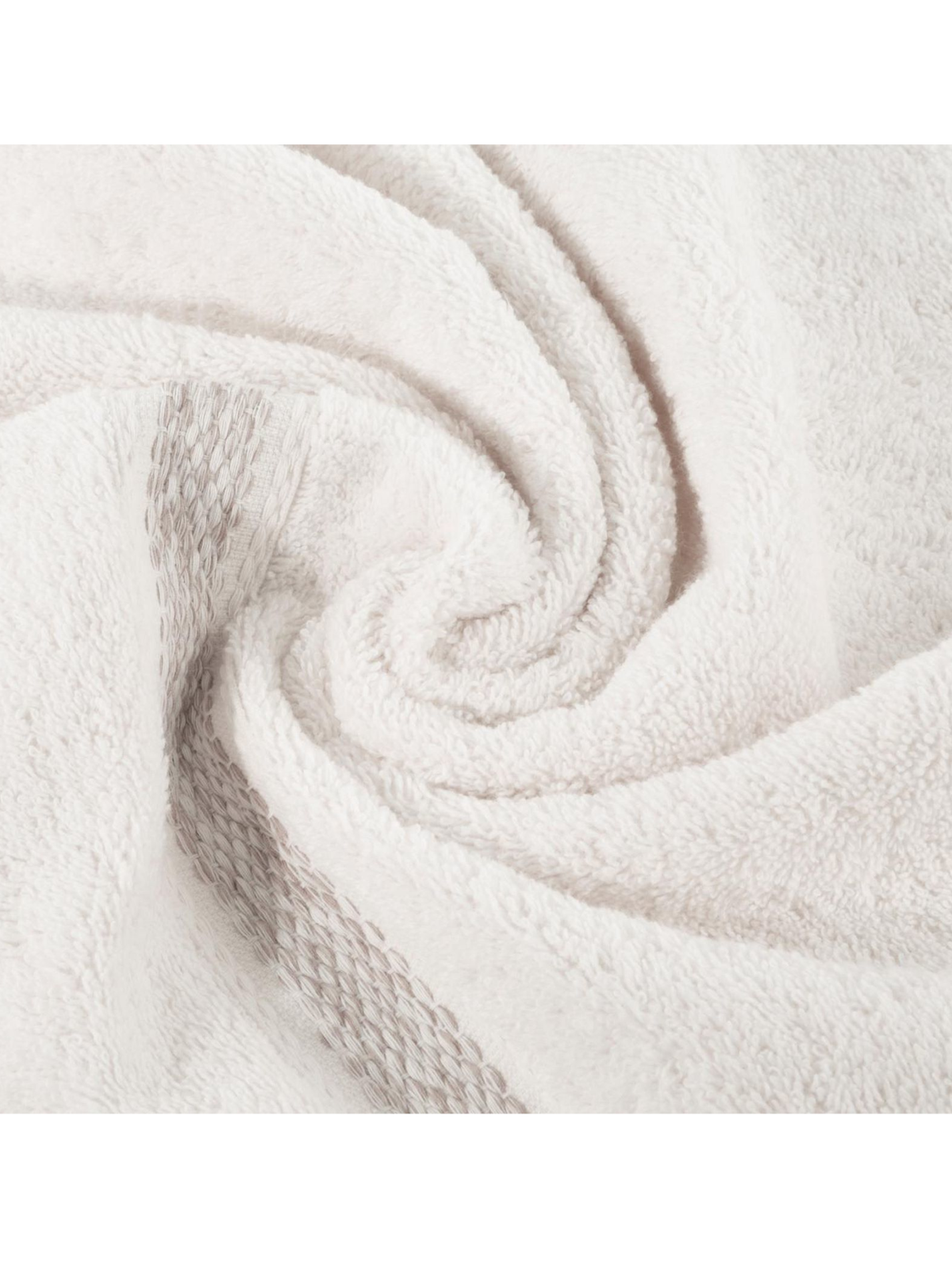 Kremowy ręcznik 70x140 cm z ozdobnym pasem
