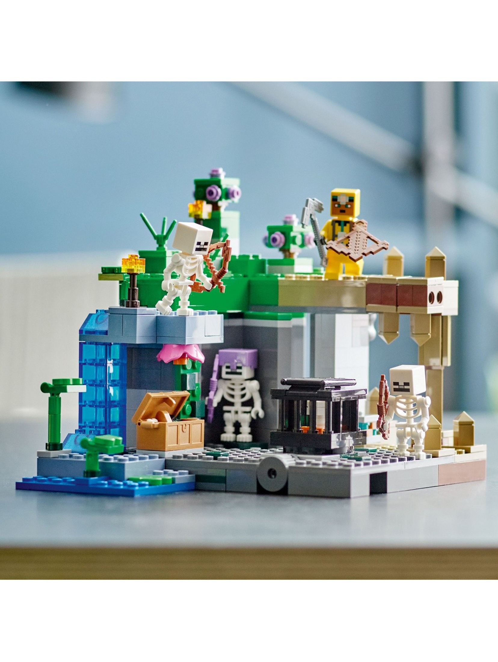 LEGO Minecraft - Lochy Szkieletów 21189 - 364 elementy, wiek 8+
