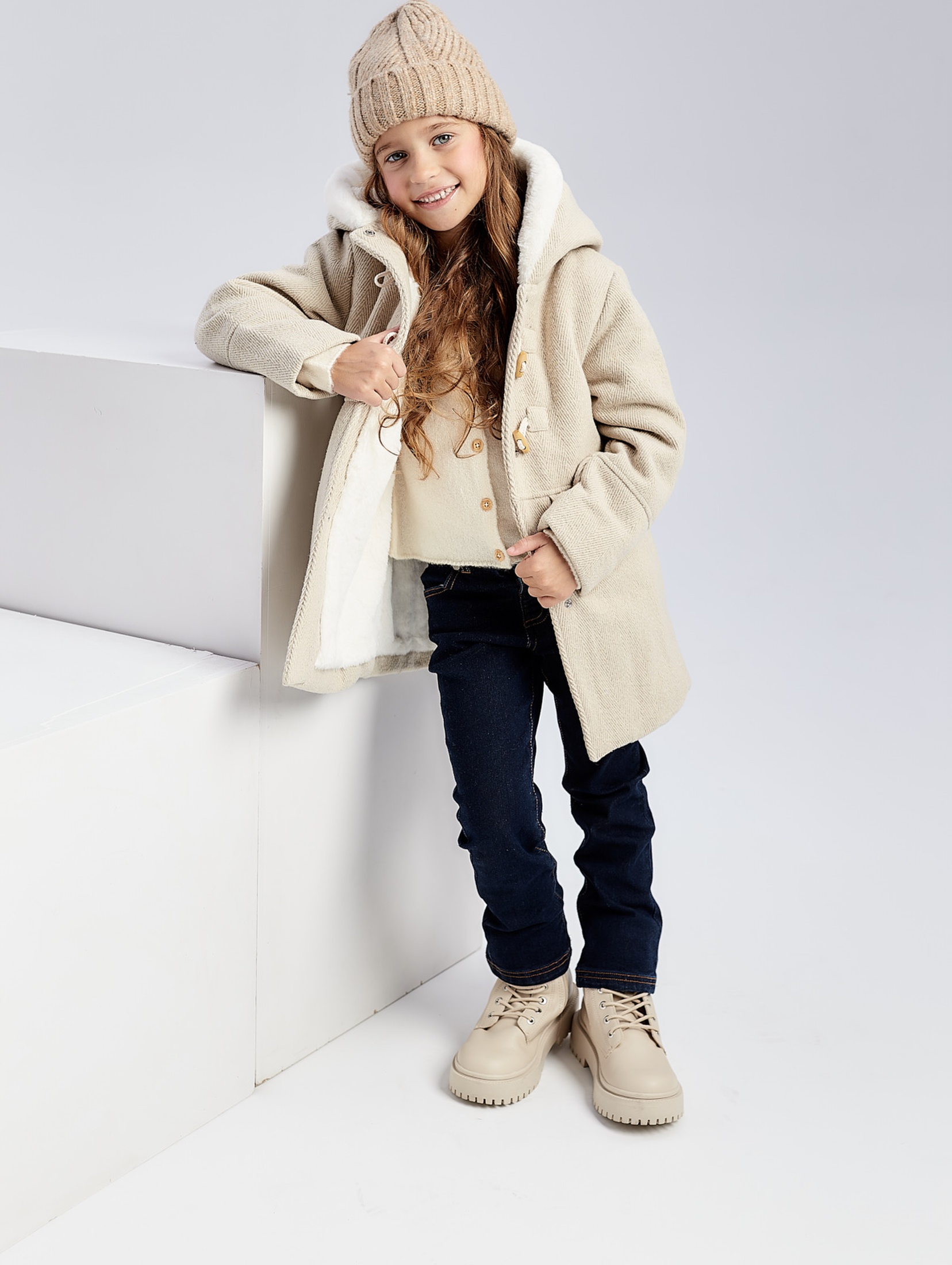 Elegancki płaszcz dla małej dziewczynki - Limited Edition