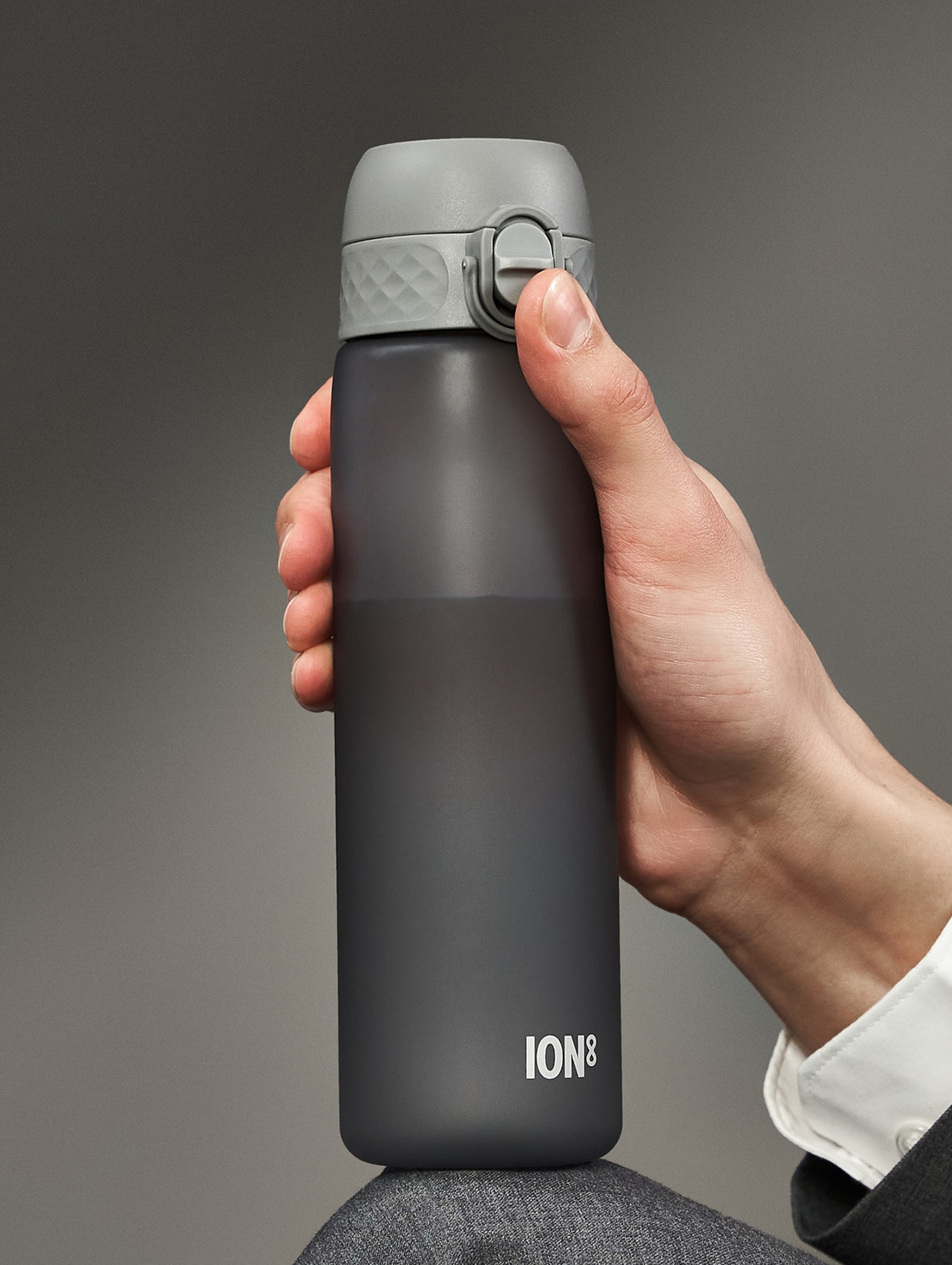 Butelka na wodę ION8 BPA Free Grey 500ml - szara