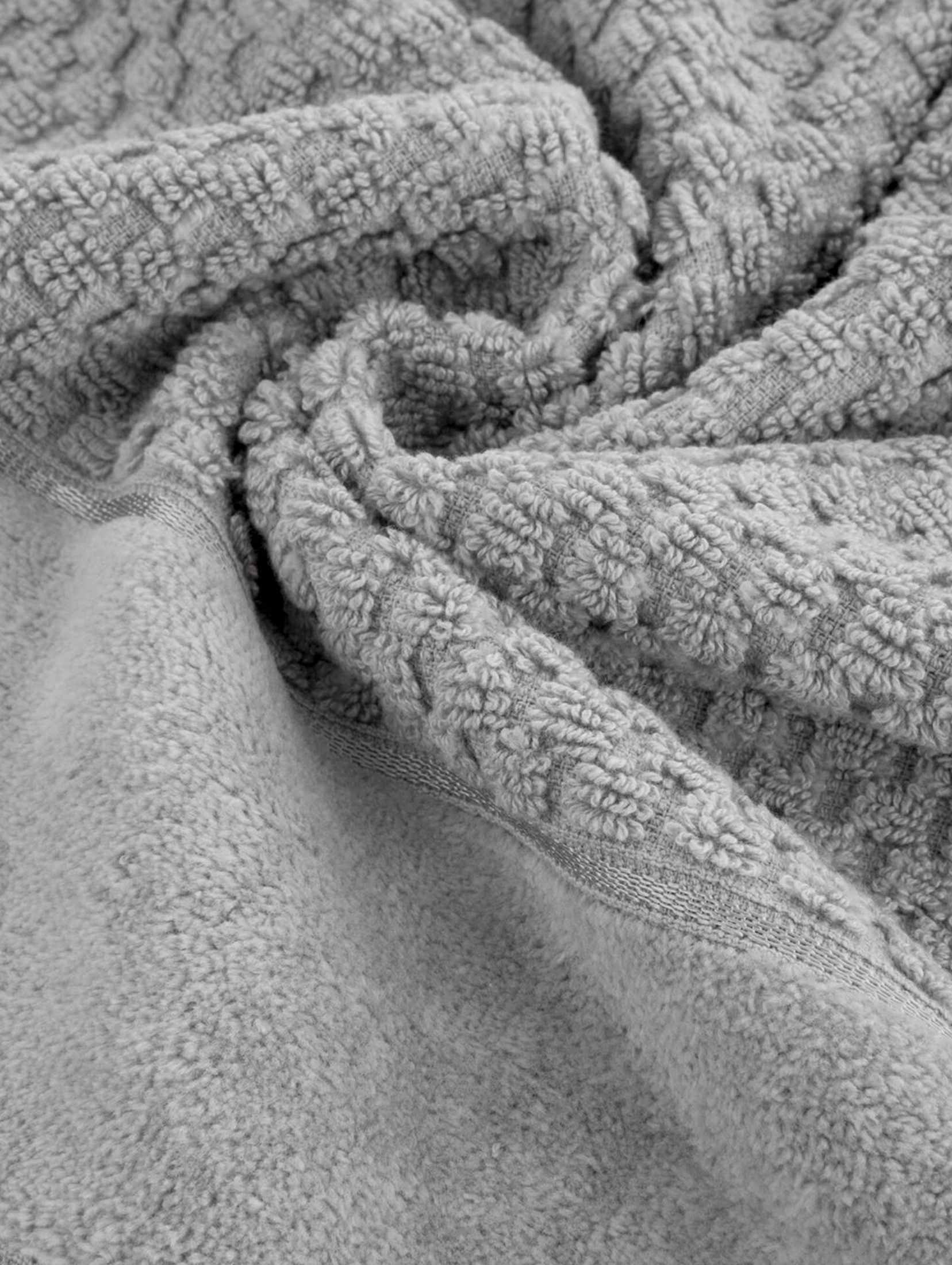 Ręcznik kąpielowy bawełniany Frida 50x90 cm srebrny