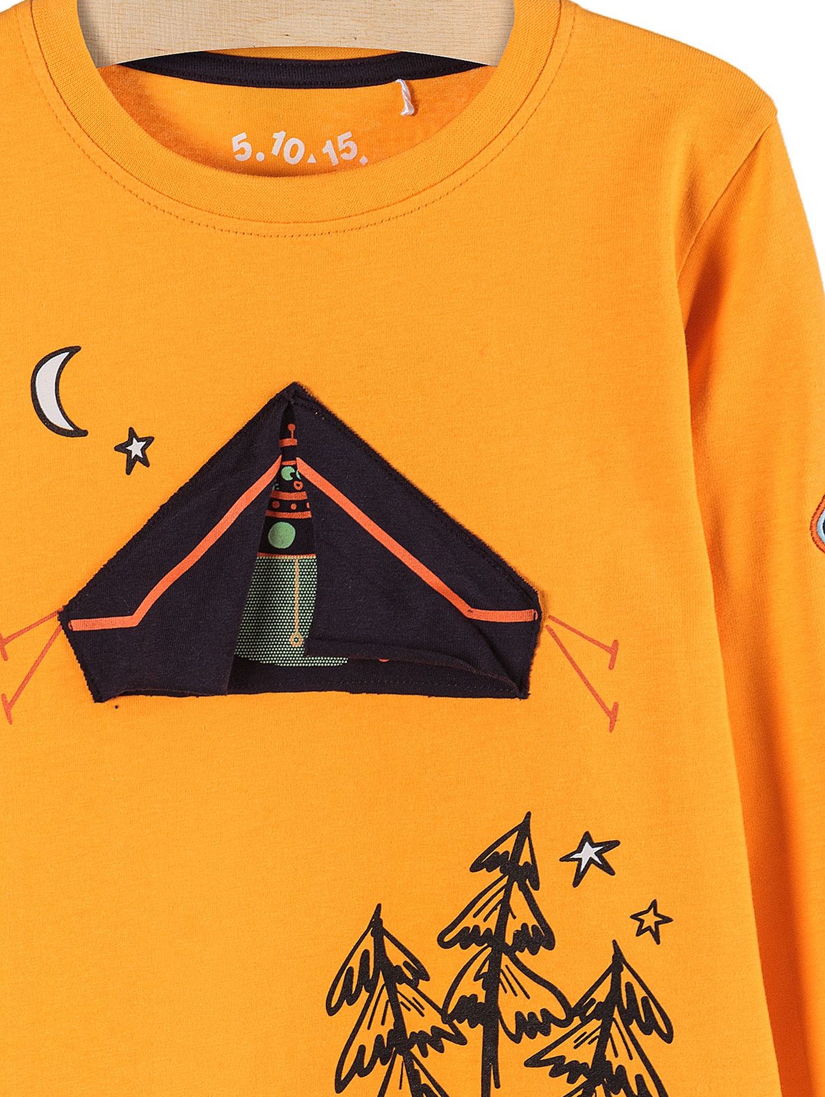 Bluza dresowa z cienkiej dzianiny- pomarańczowa z aplikacją 3D świecącą w ciemności