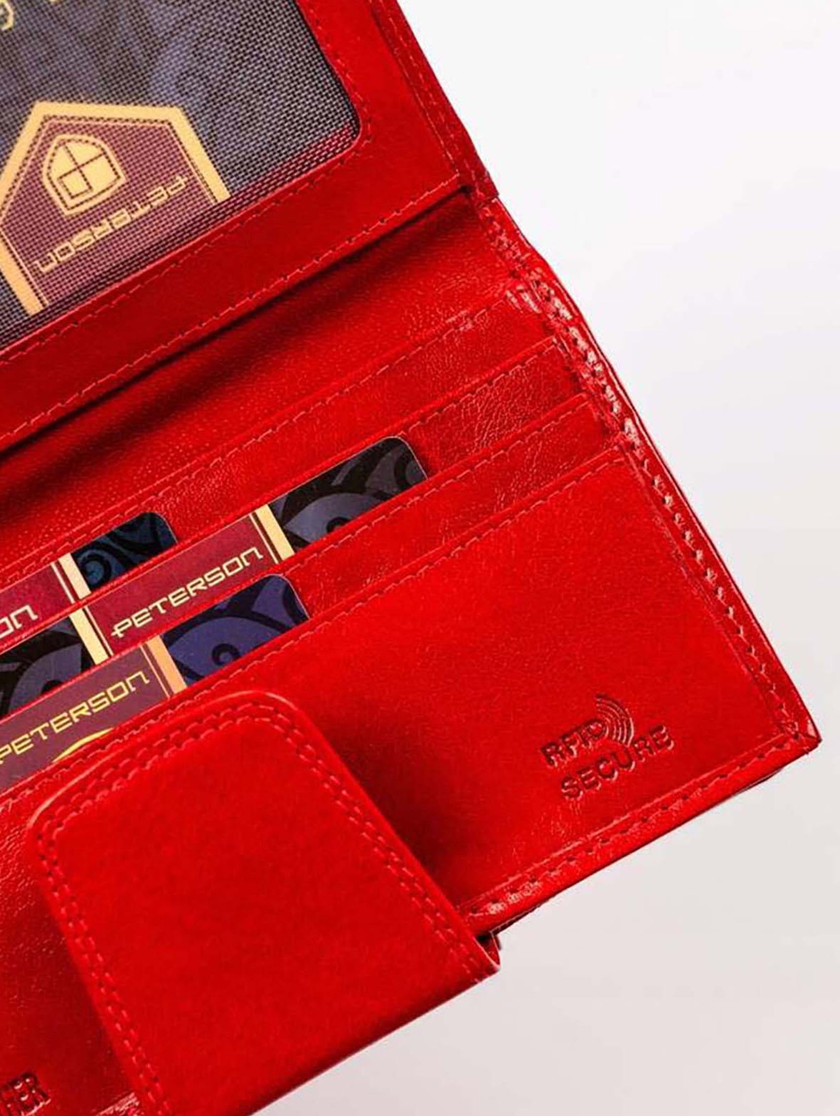 Pojemny, skórzany portfel damski na zatrzask - Peterson