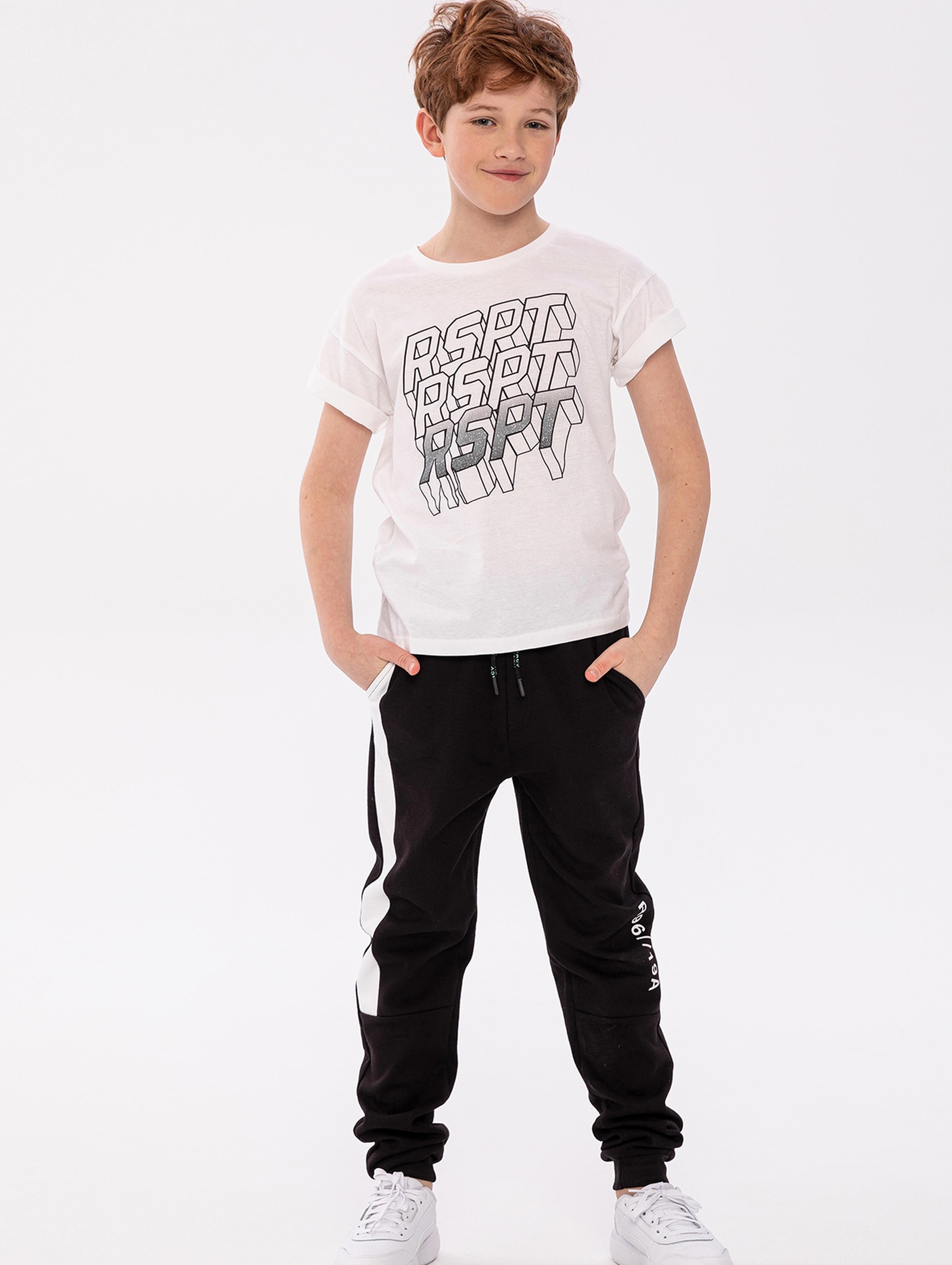 Biały t-shirt bawełniany dla chłopca z napisem- RSPT