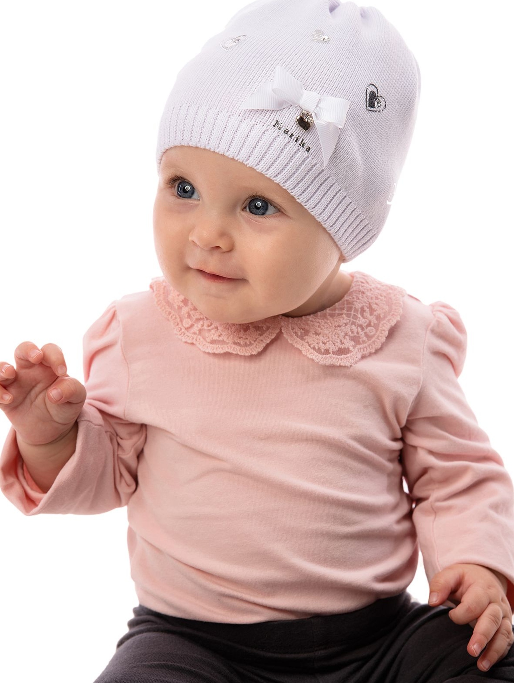 Czapka niemowlęca bawełniana biała w serduszka