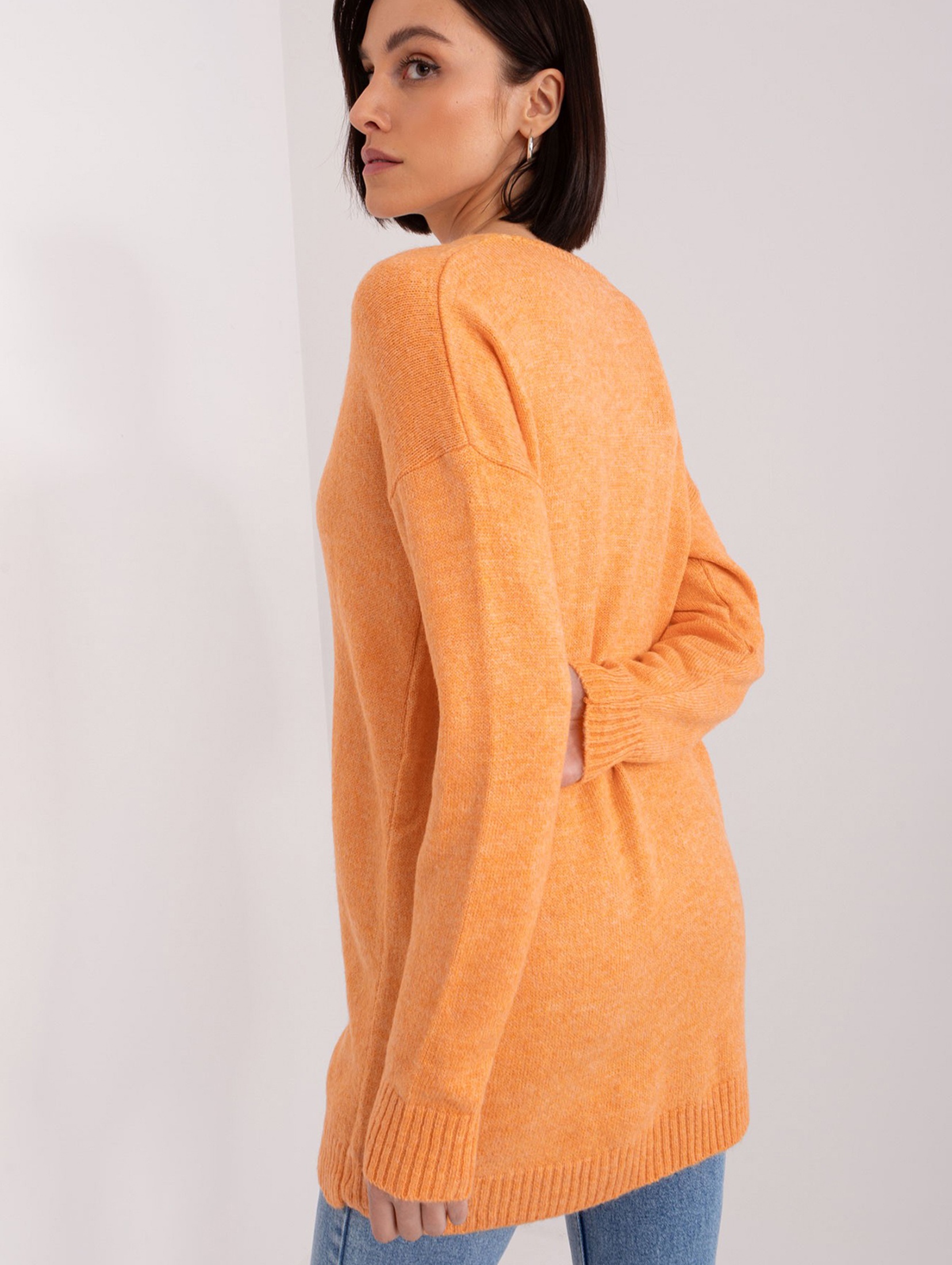 Luźny sweter damski jasny pomarańczowy