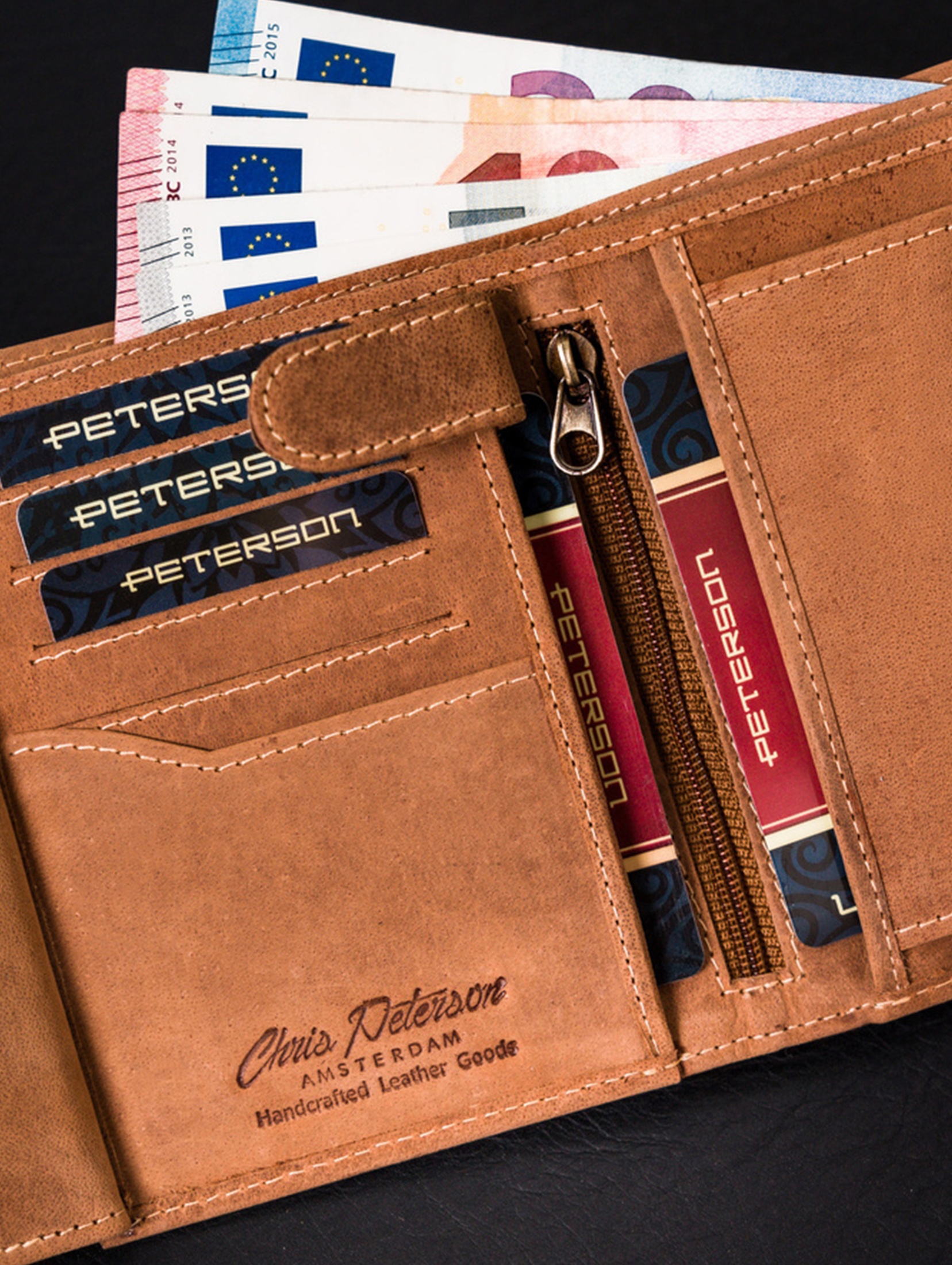 Skórzany portfel męski z zabezpieczeniem RFID Protect — Peterson