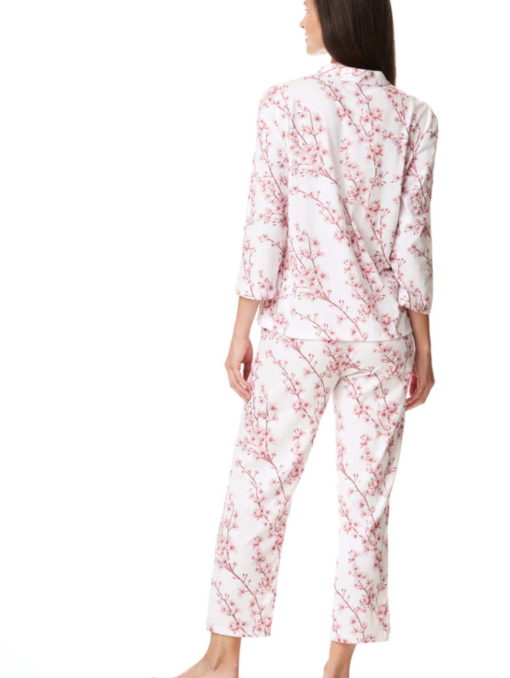 Dwuczęściowa letnia piżama damska we wzór kwitnącej brzoskwini