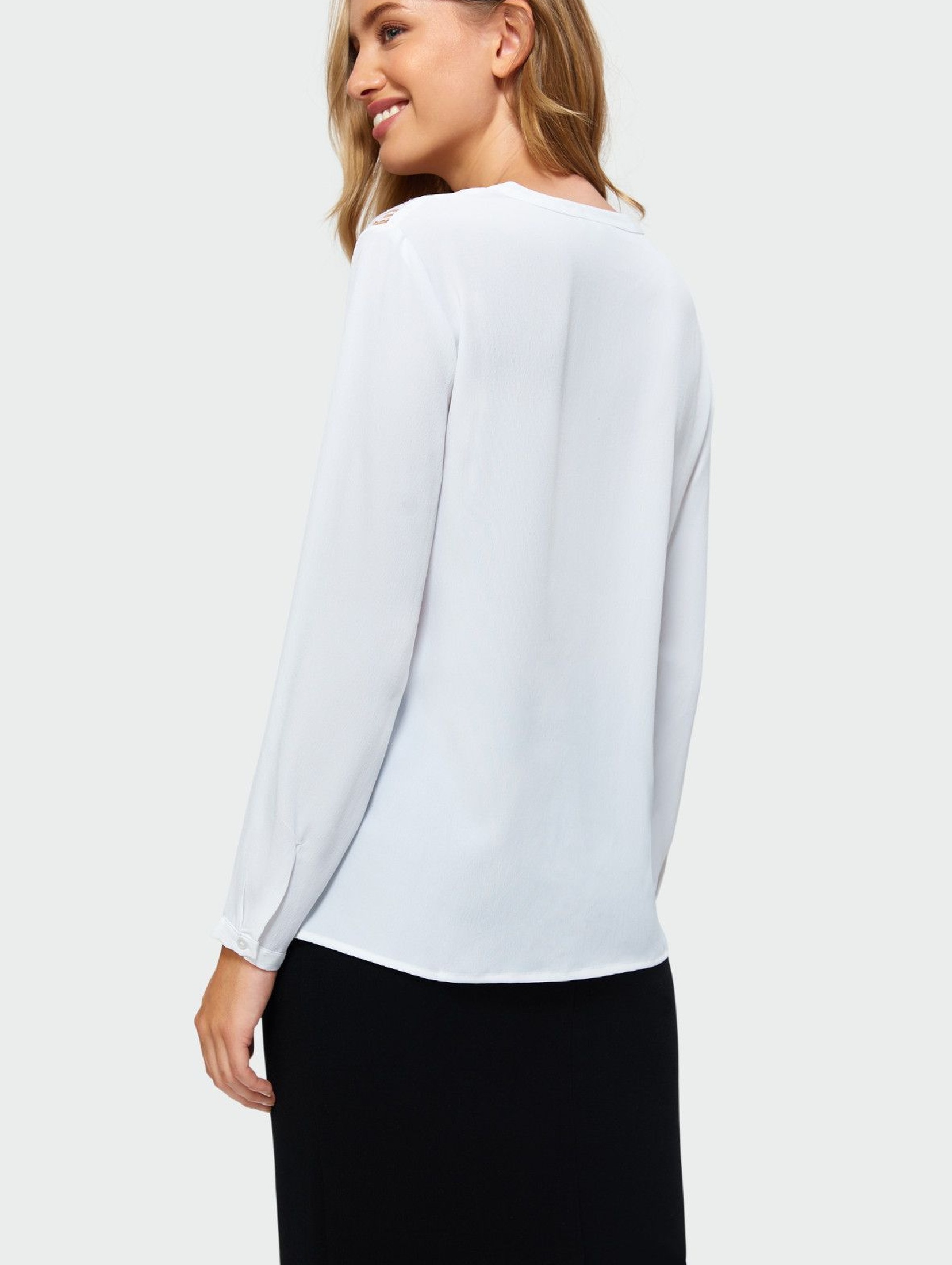 Elegancka bluzka - biała z koronkową górą