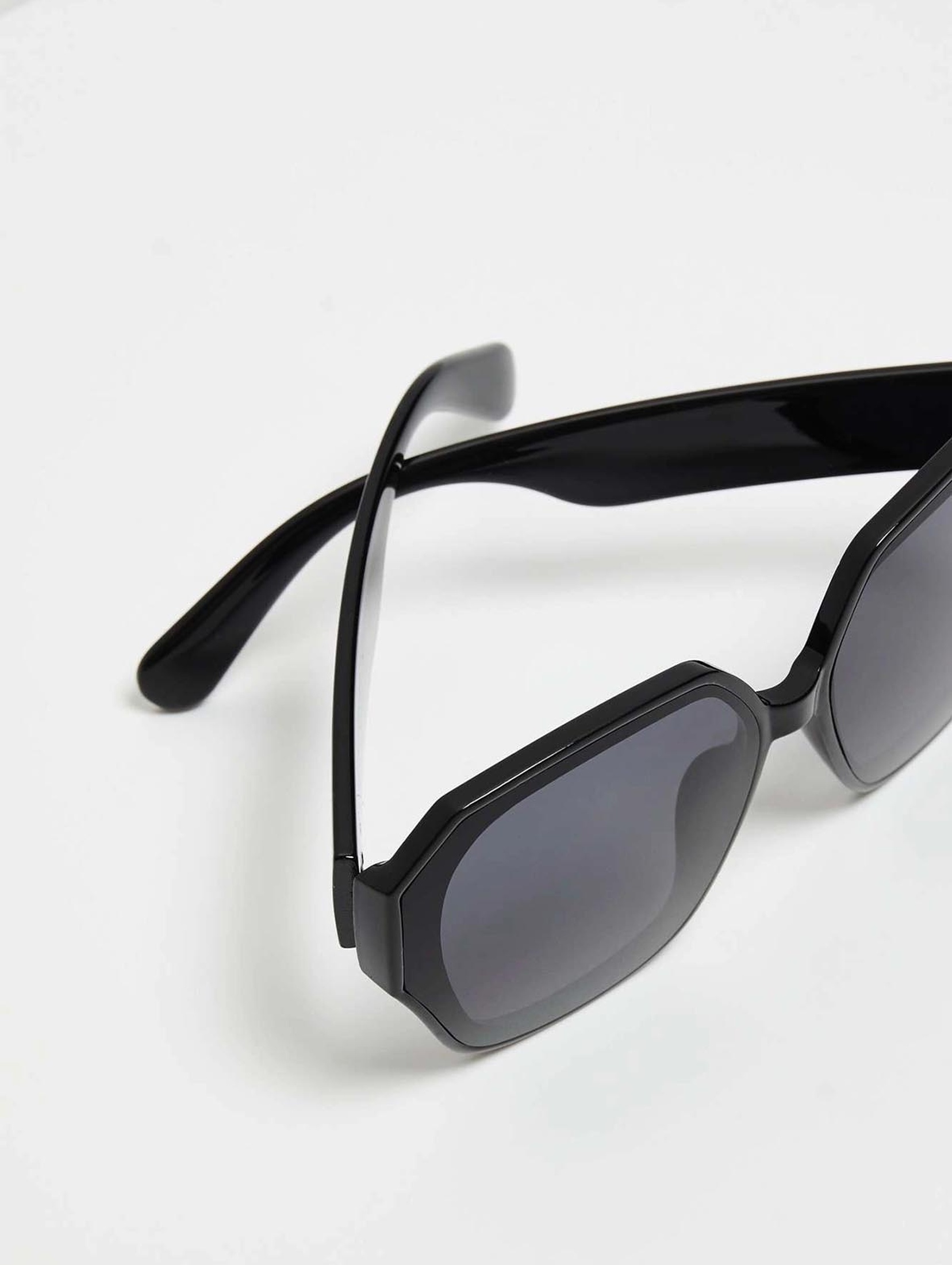 Okulary przeciwsłoneczne prostokątne czarne