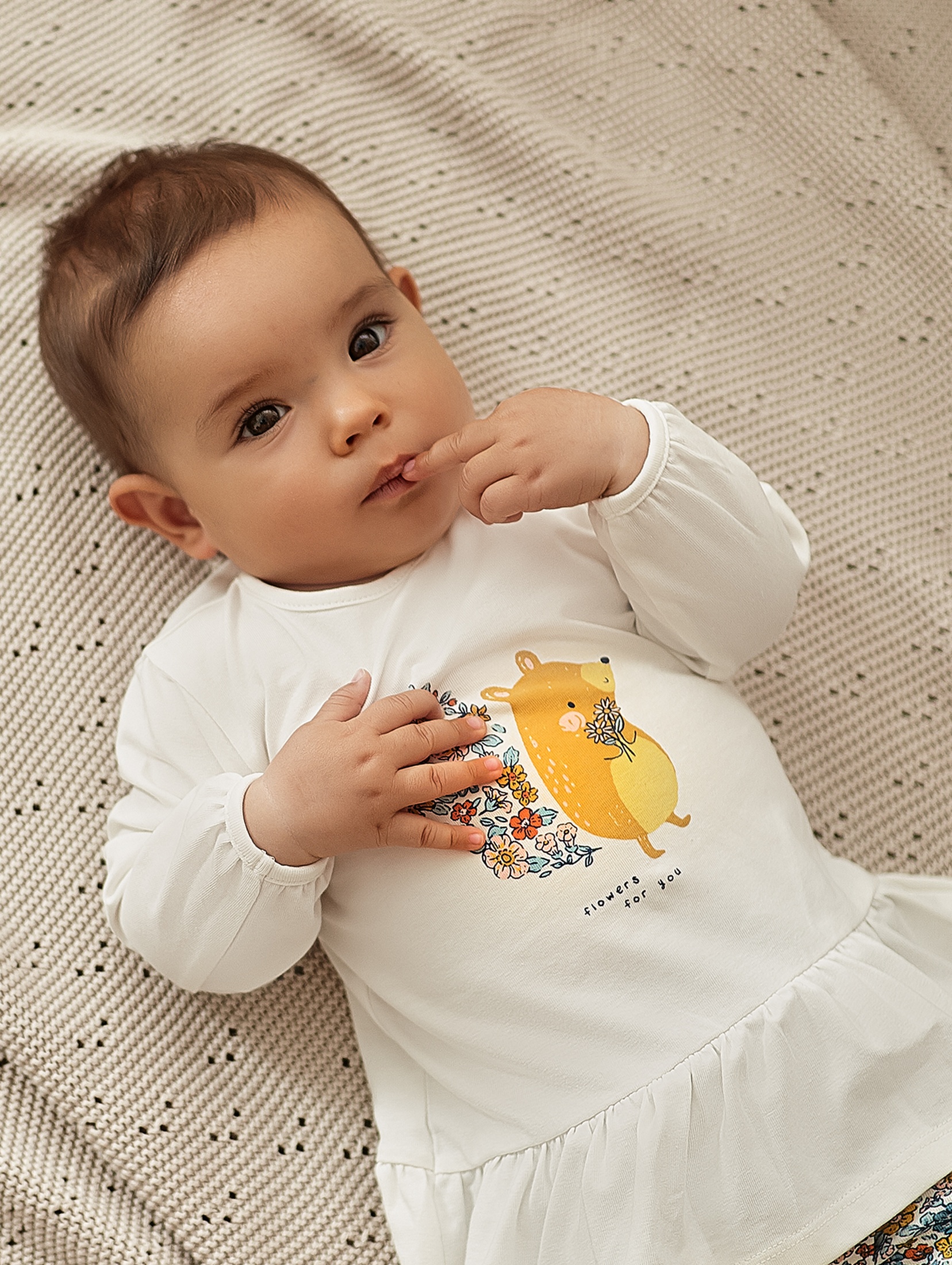 Bawełniany komplet niemowlęcy - tunika z baskinką i legginsy