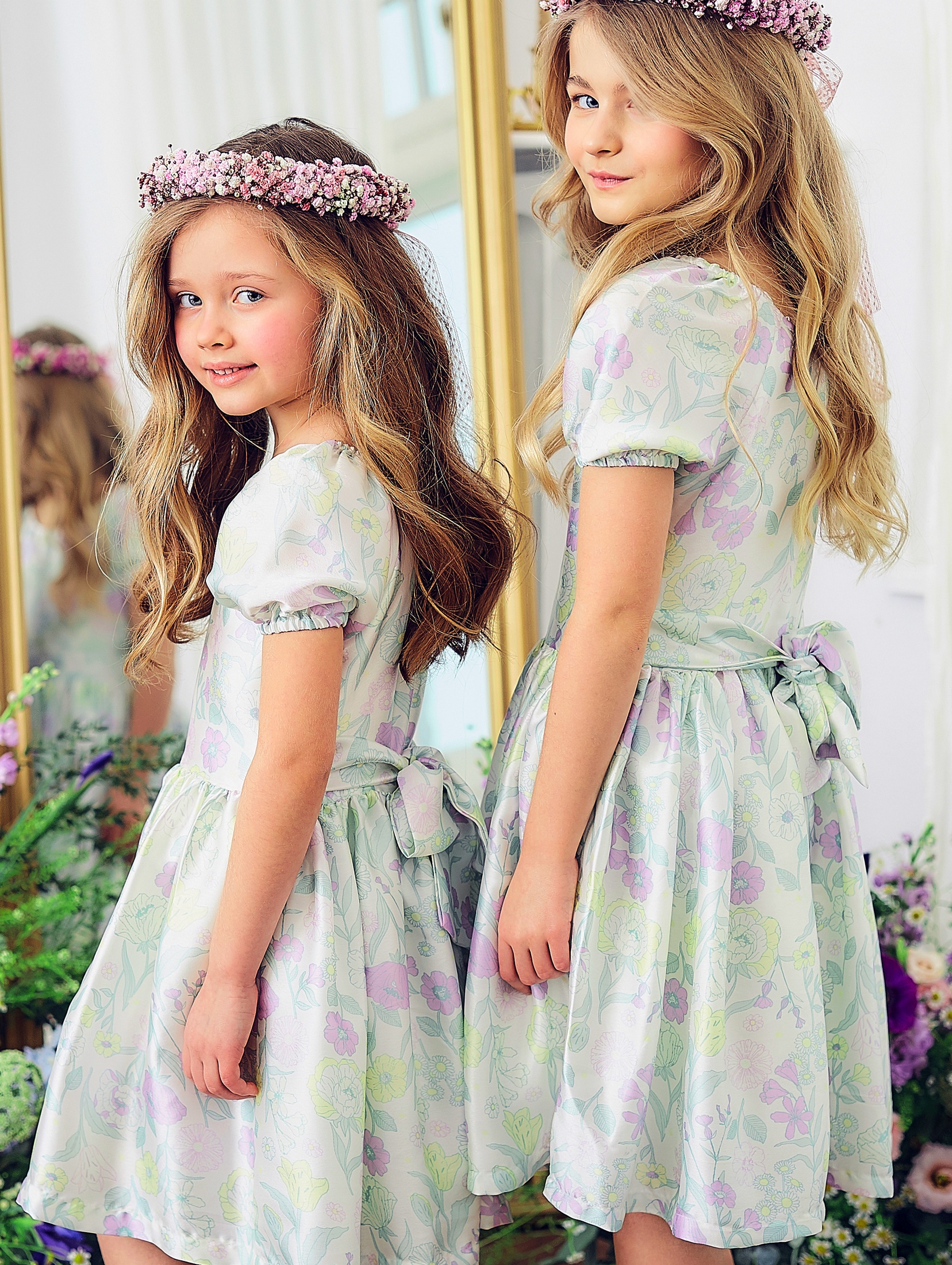 Elegancka sukienka dziewczęca w kwiaty - Max&Mia