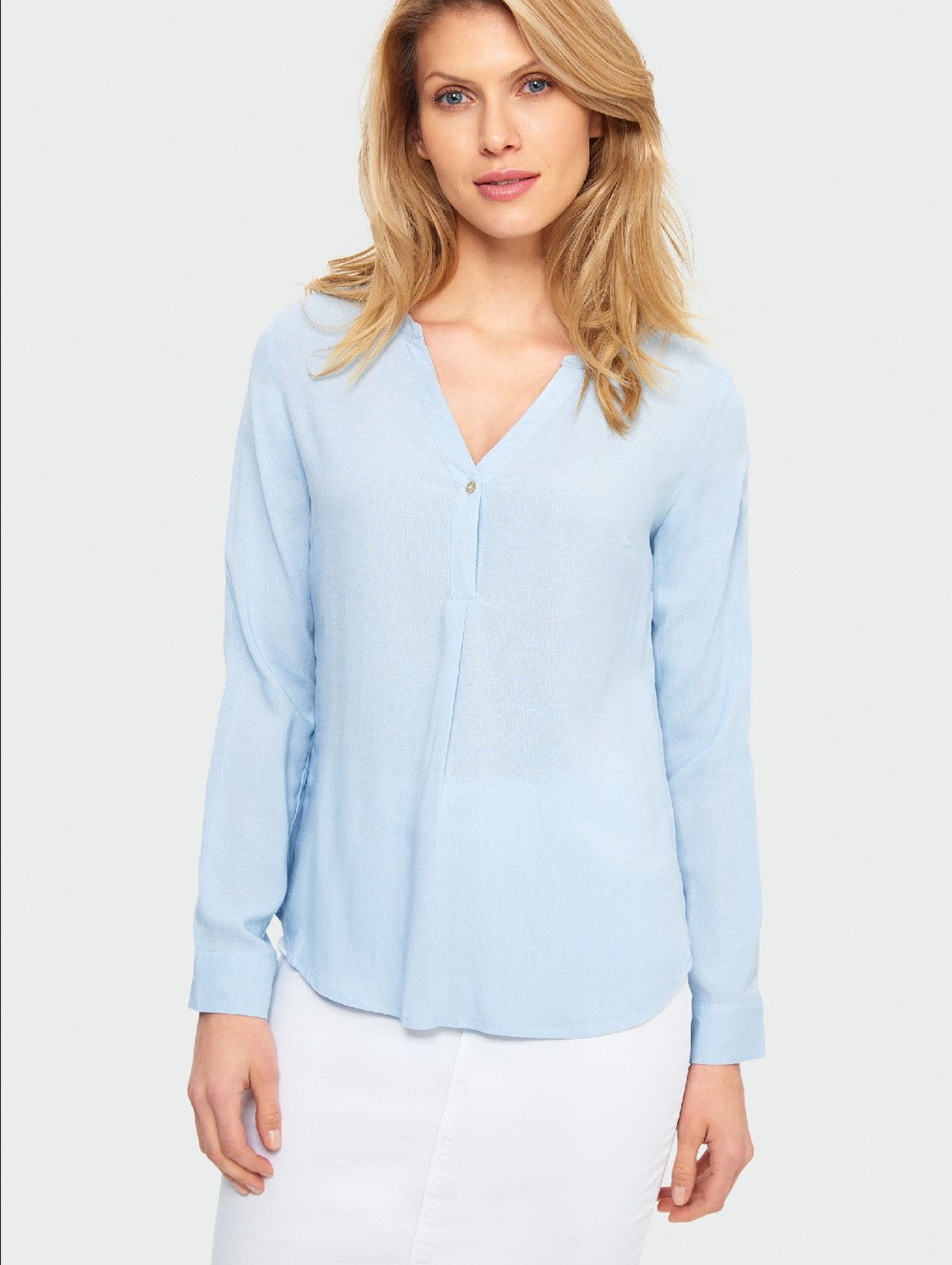 Bluzka damska koszulowa z długim rękawem-niebieska