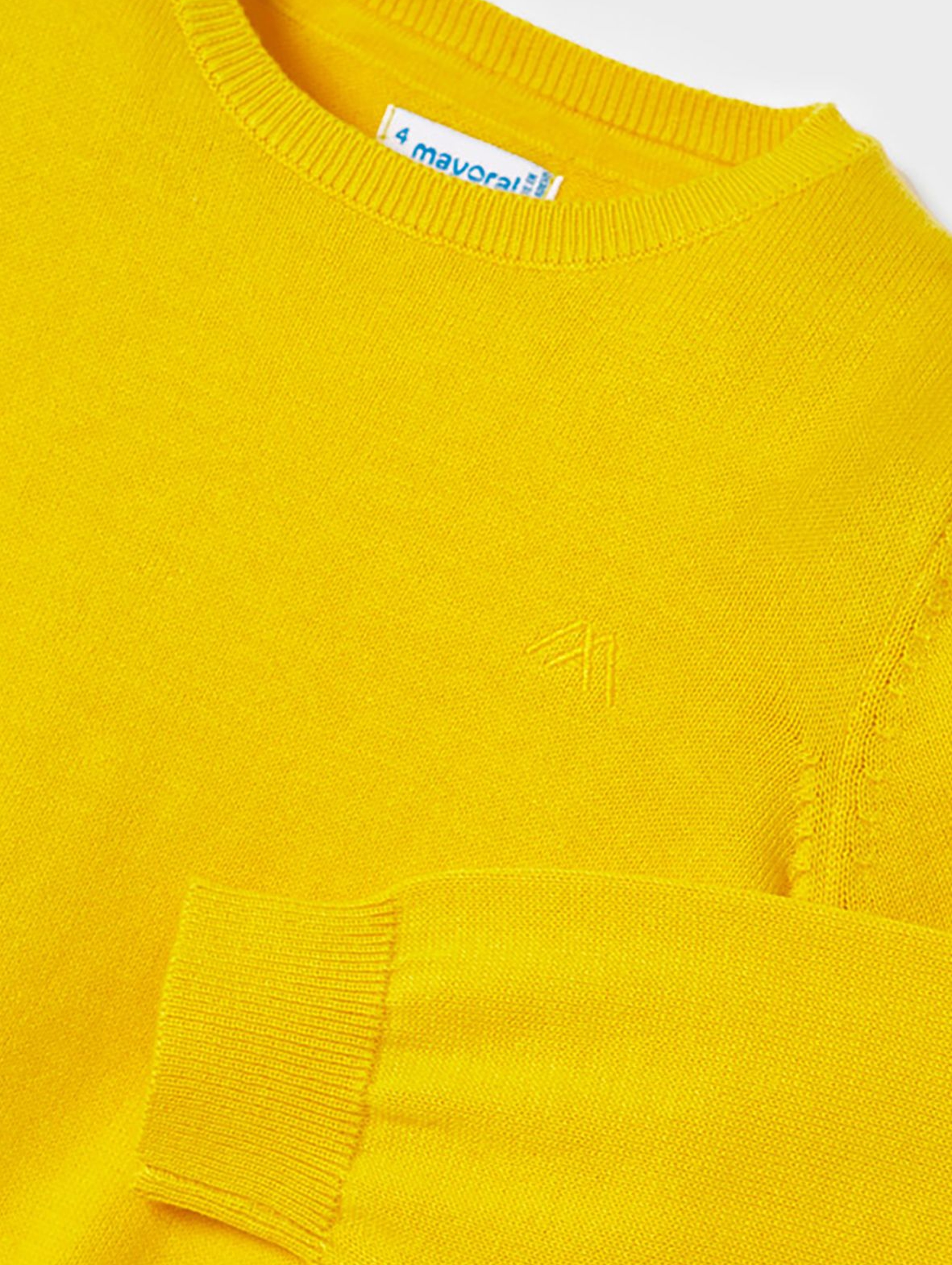 Sweter chłopięcy z lamówką Mayoral - żółty