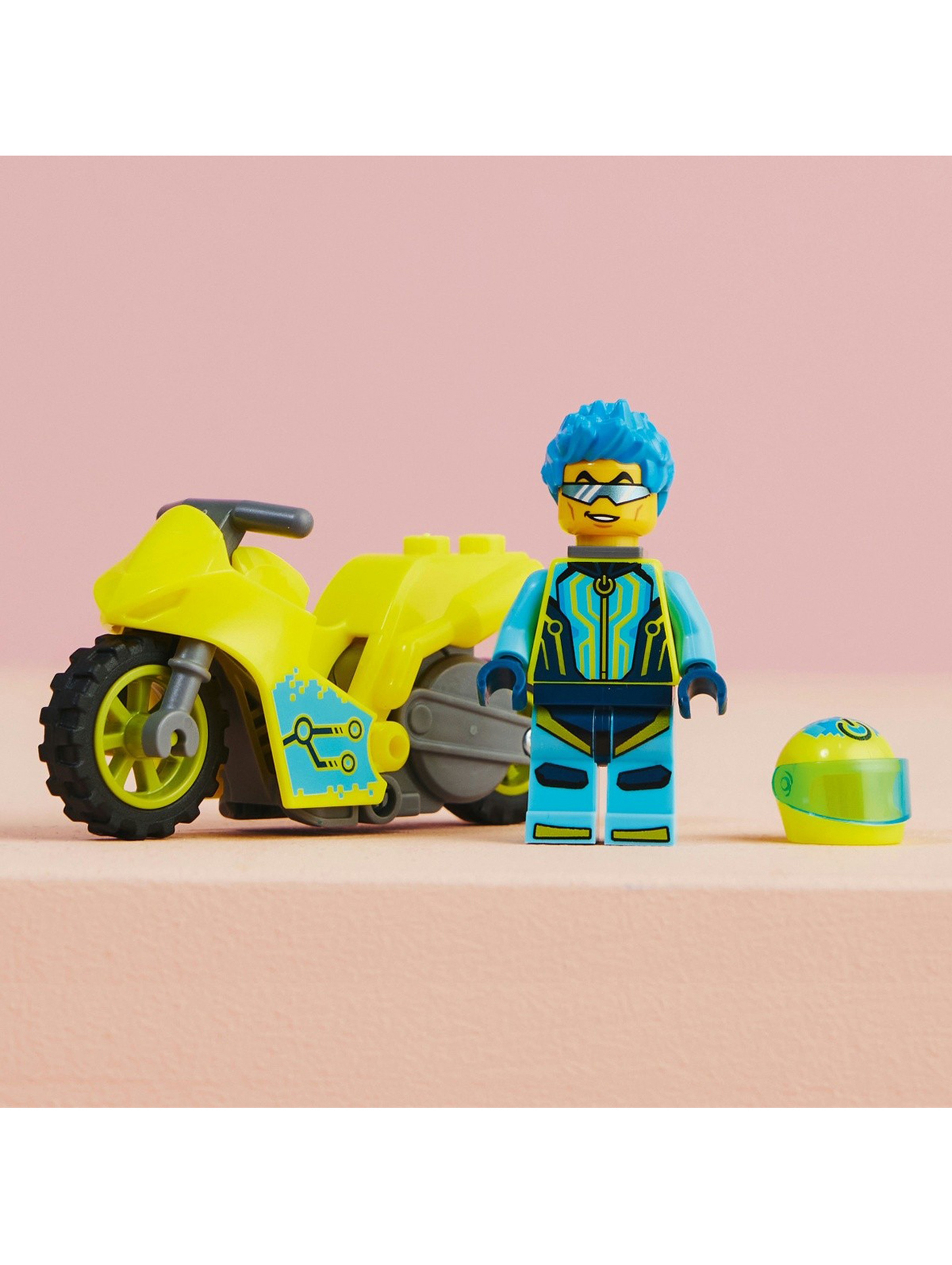 Klocki LEGO City 60358 - Cybermotocykl kaskaderski