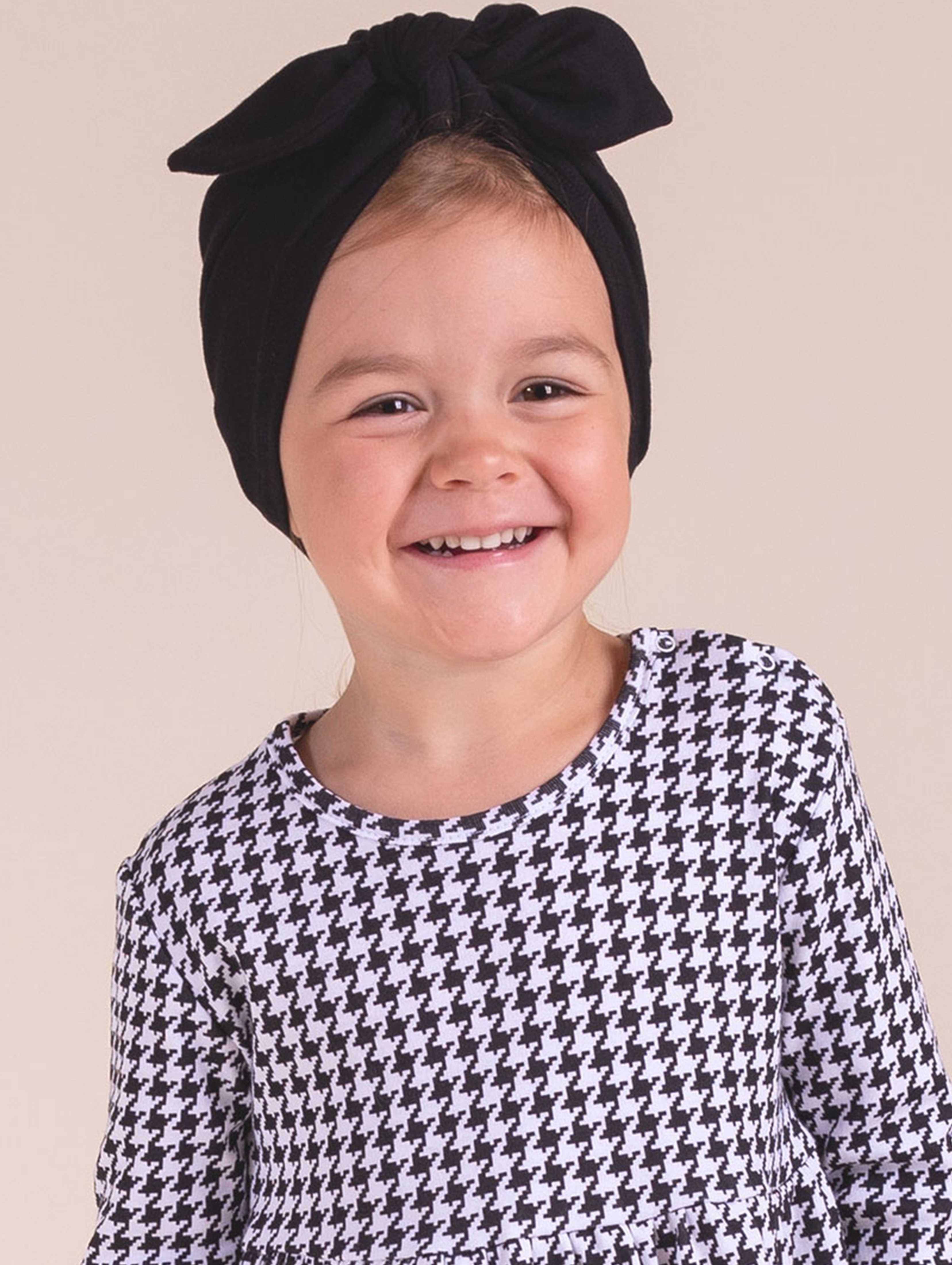 Czapka bawełniana dla dziewczynki typu turban czarna