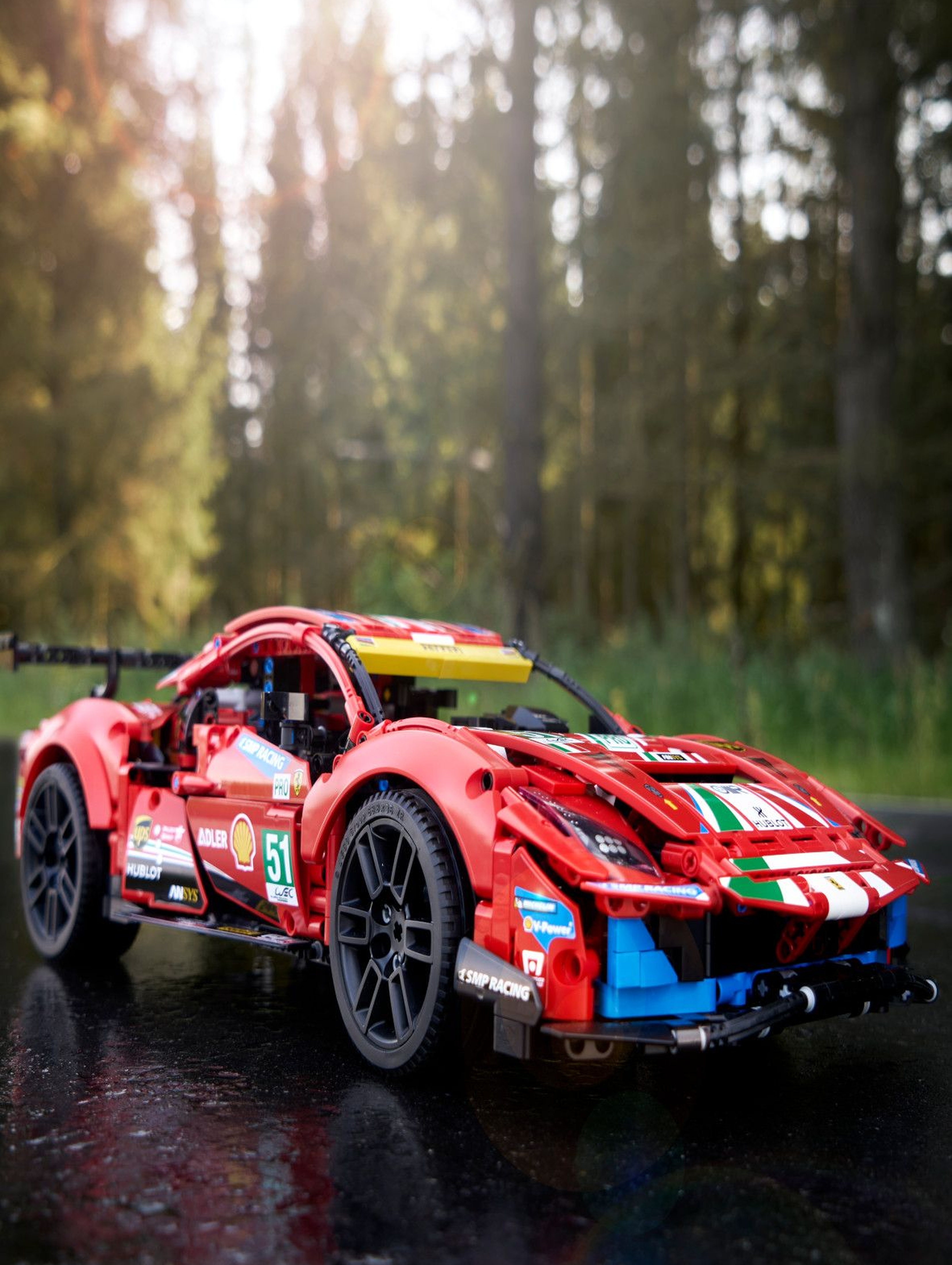 Klocki LEGO Technic -  Ferrari GTE - 1677 el
