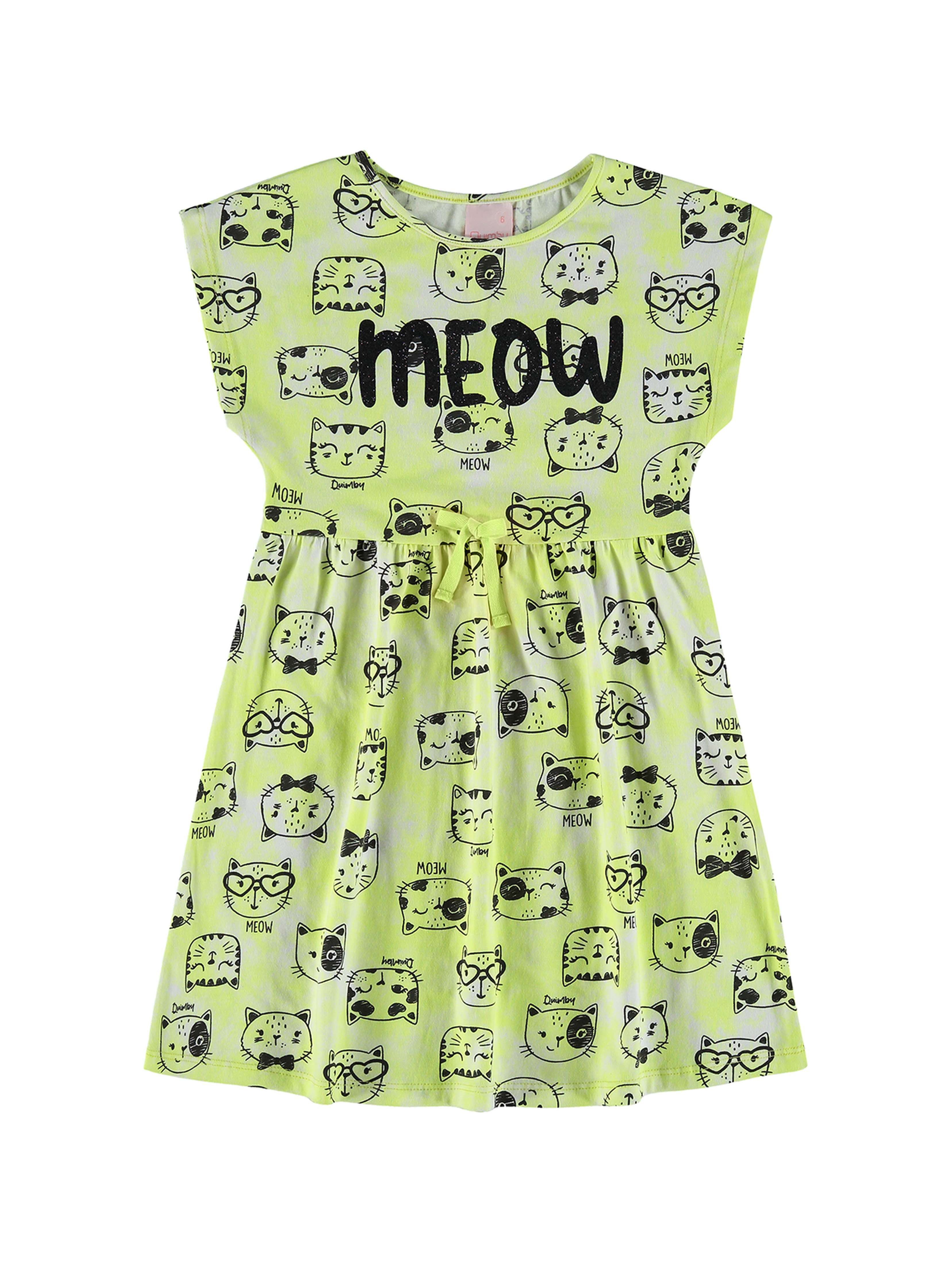 Limonkowa sukienka dziewczęca z krótkim rękawem w koty