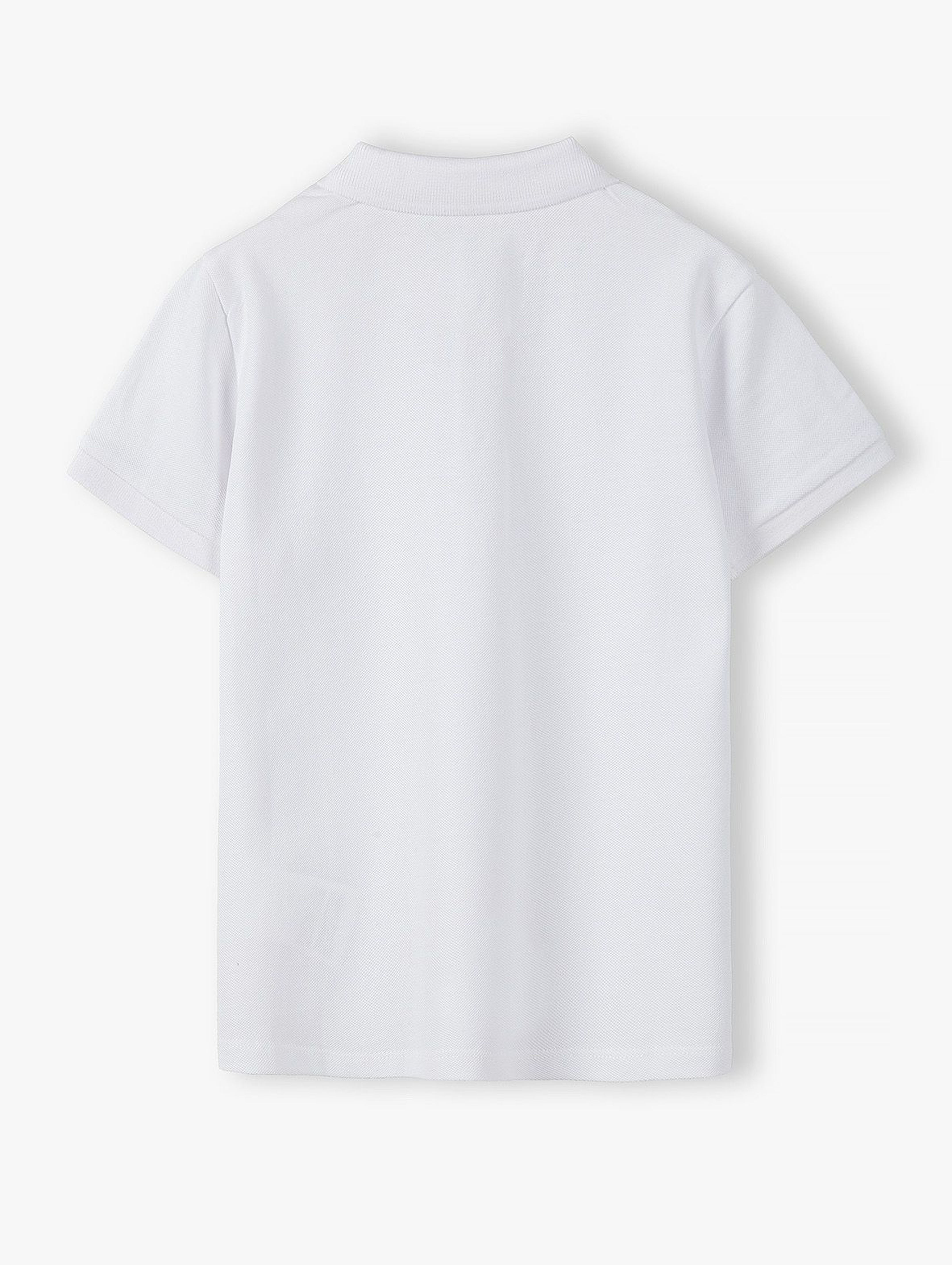 Bawełniany t-shirt chłopięcy w kolorze białym z kołnierzykiem