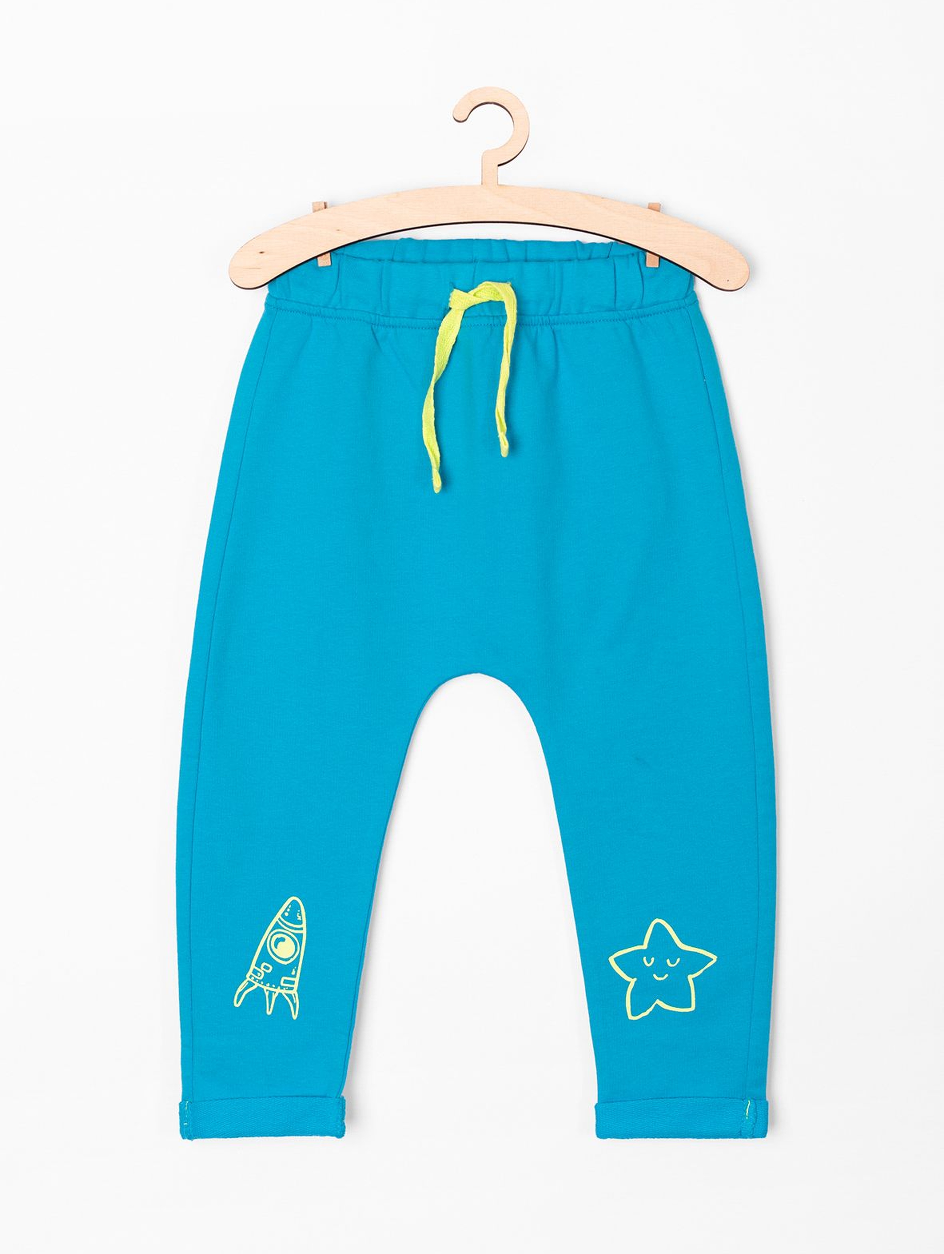 Spodnie niemowlęce z gwiazdką- niebieskie