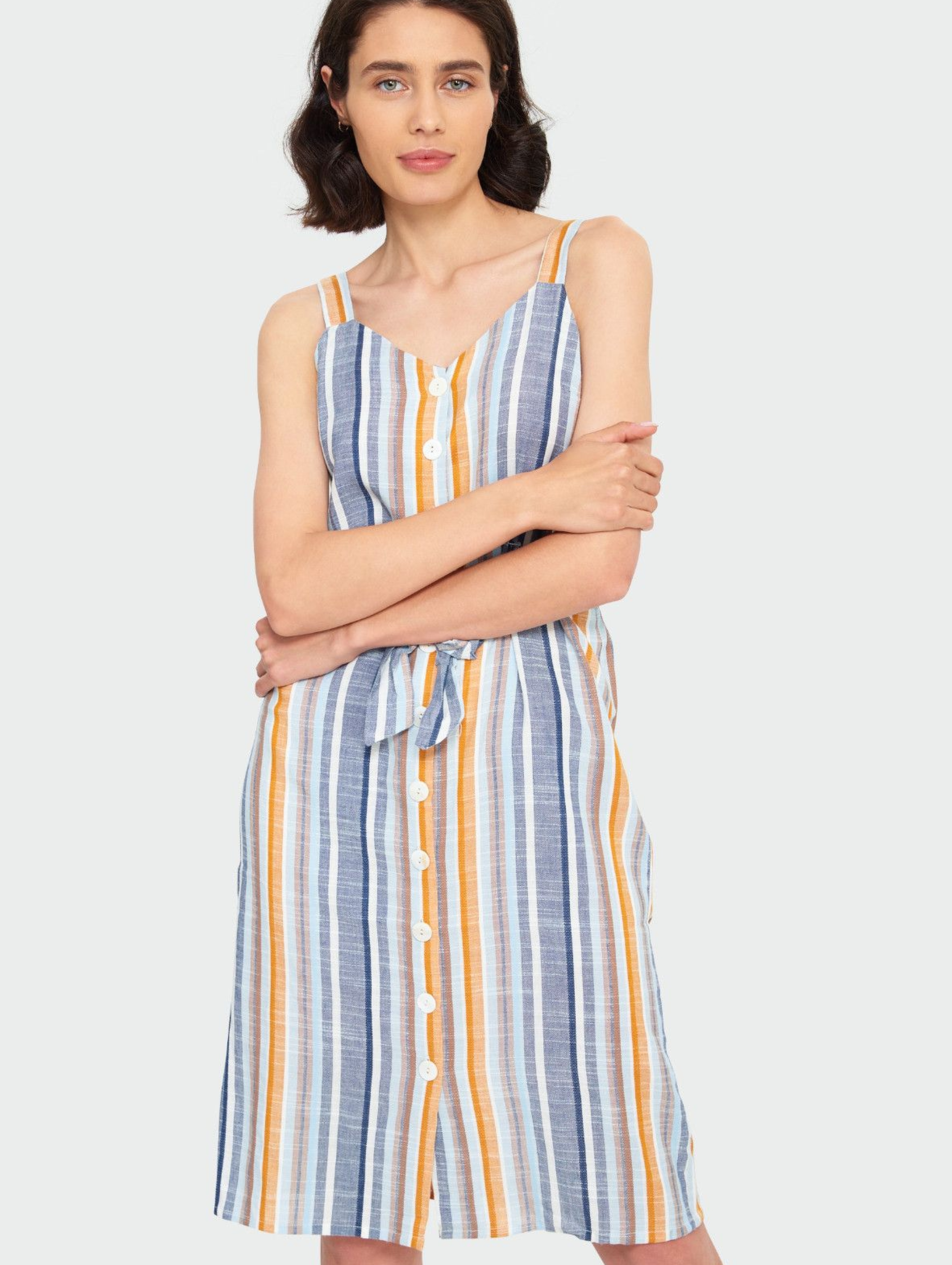 Wiskozowa sukienka w paski na ramiączkach- kolekcja letnia