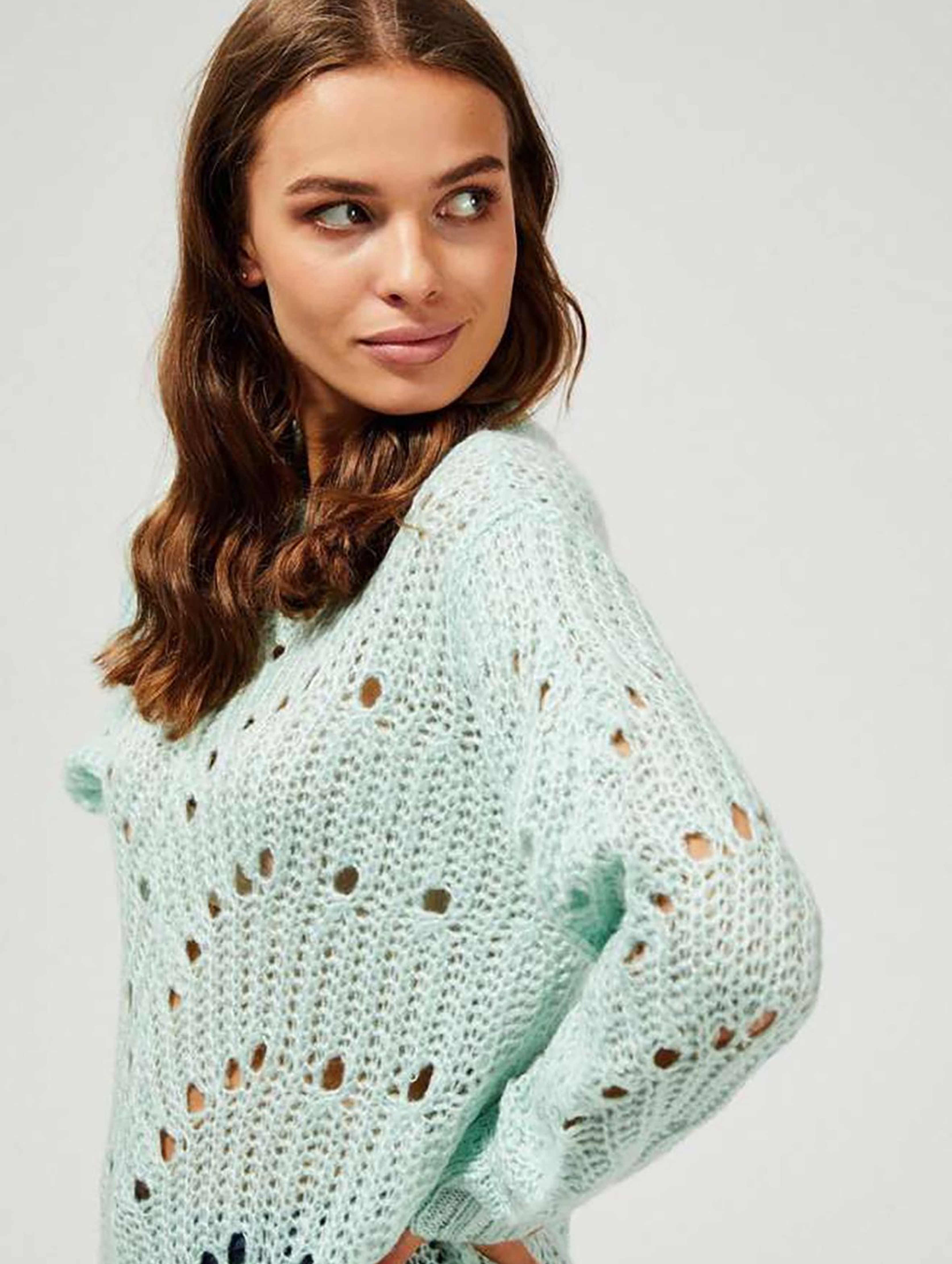 Ażurowy sweter damski - zielony