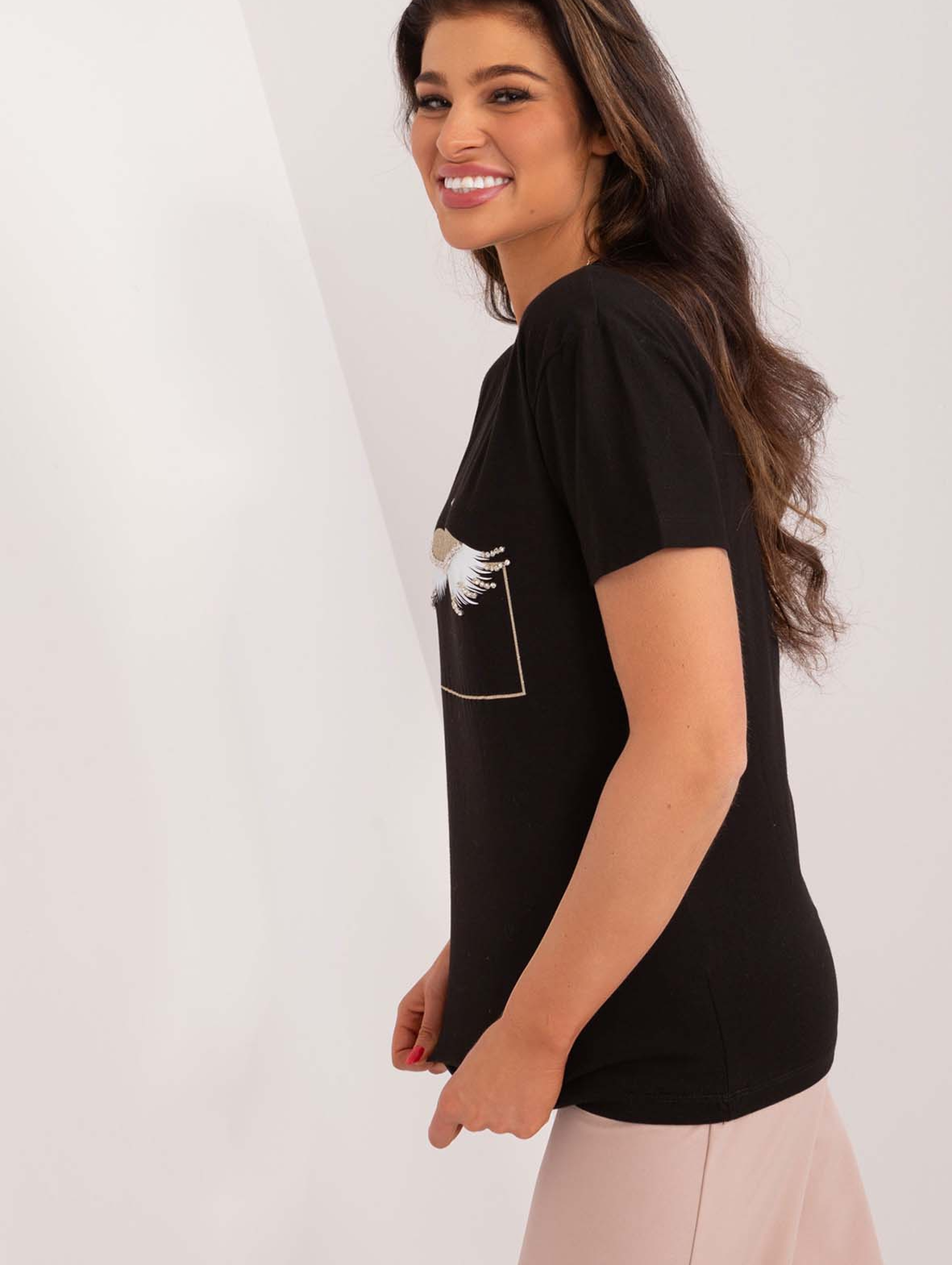 Bawełniany t-shirt damski z błyszczącym nadrukiem- czarny
