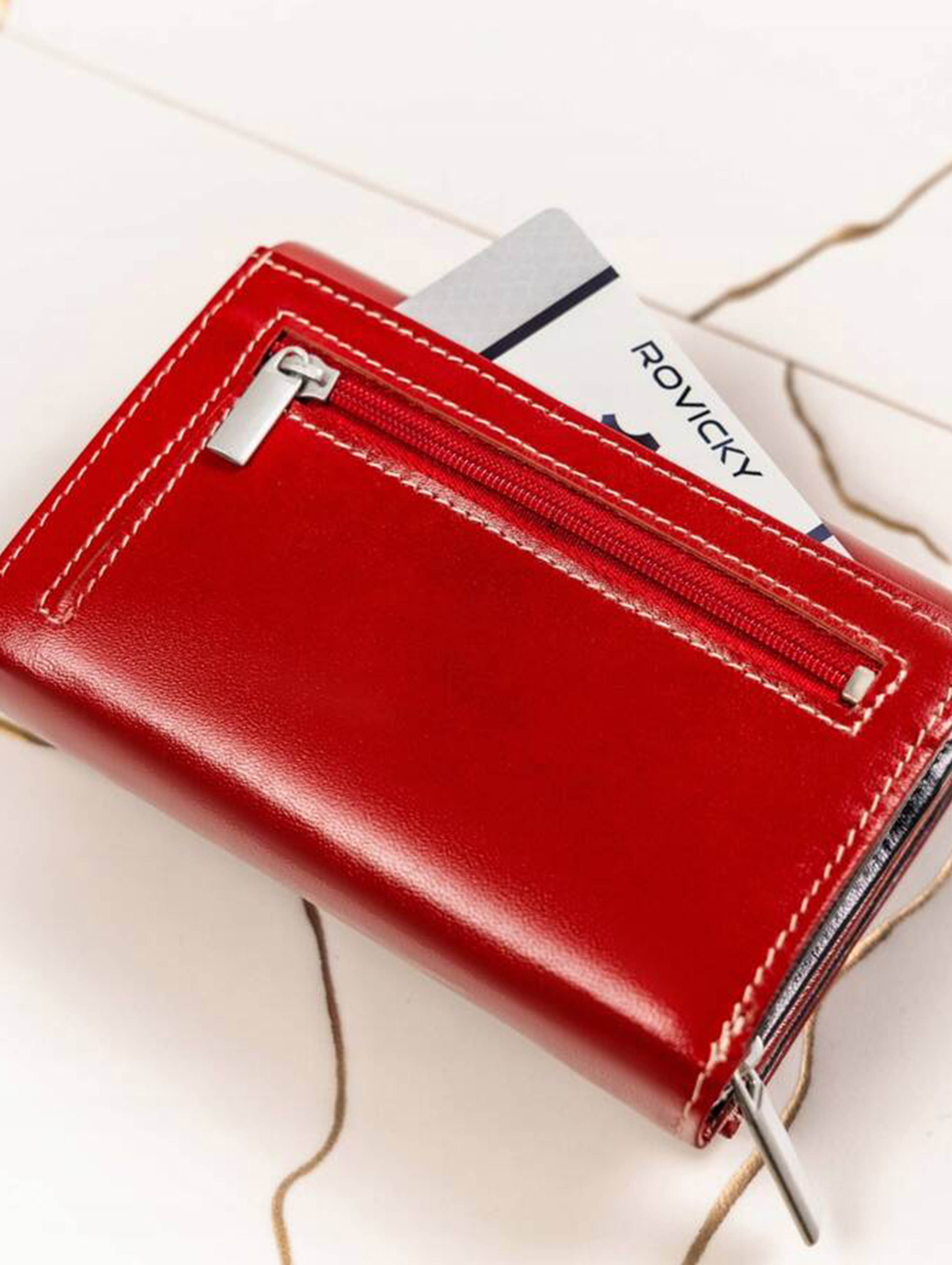 Klasyczny, skórzany portfel damski na zatrzask — 4U Cavaldi czerwony