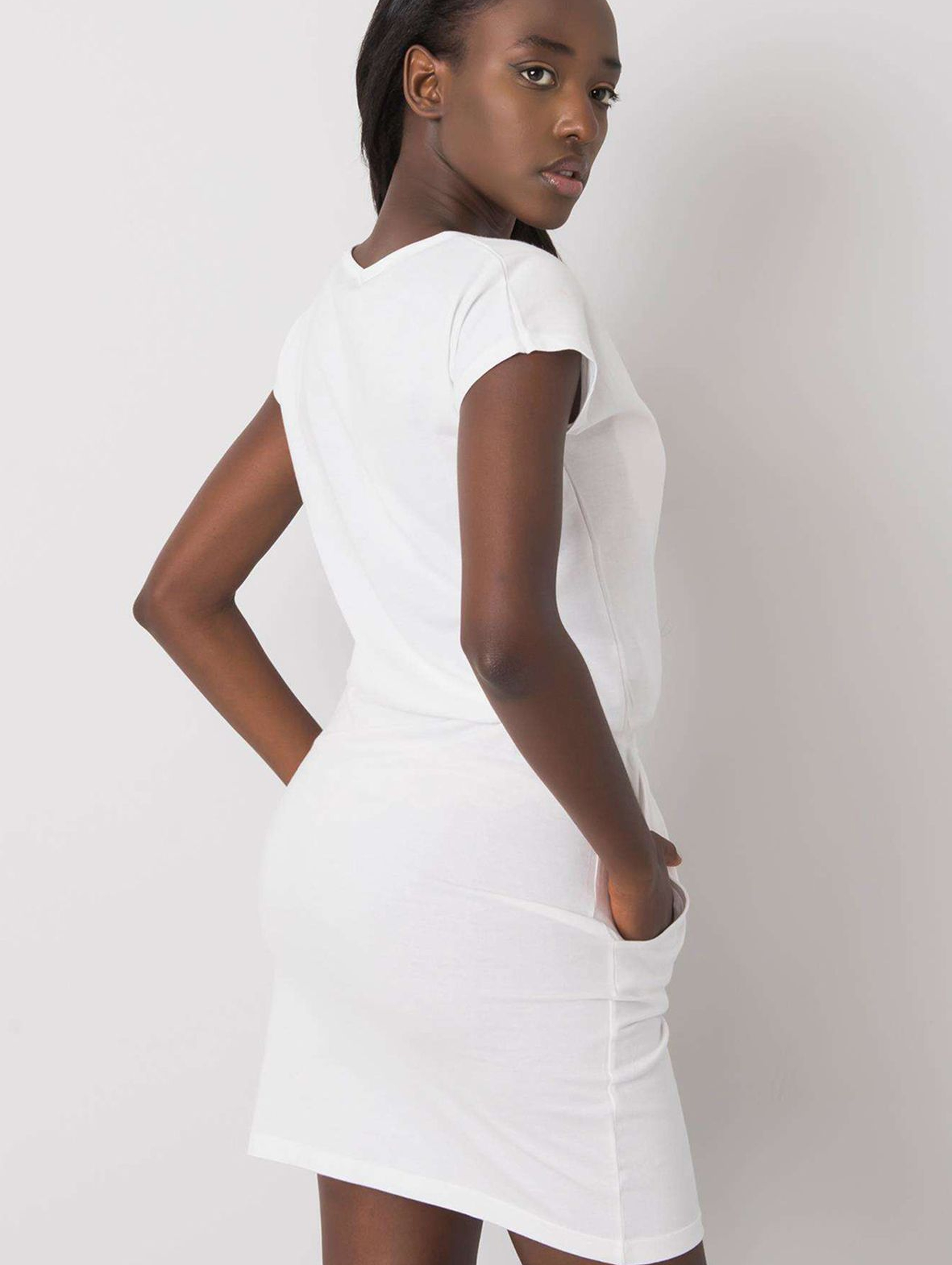 Bawełniana sukienka damska z wiązaniem - biała